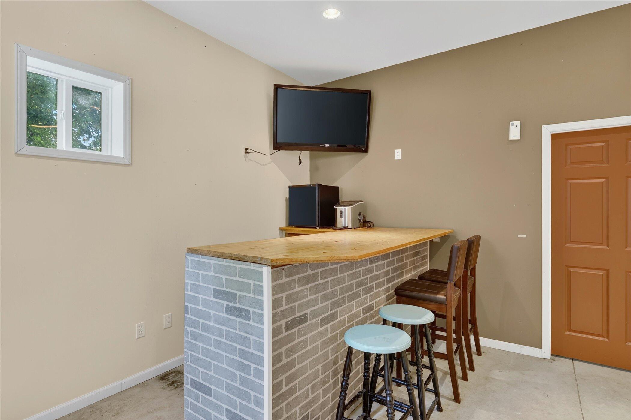 7489 Tiffany Avenue NE Rockford MI 49341