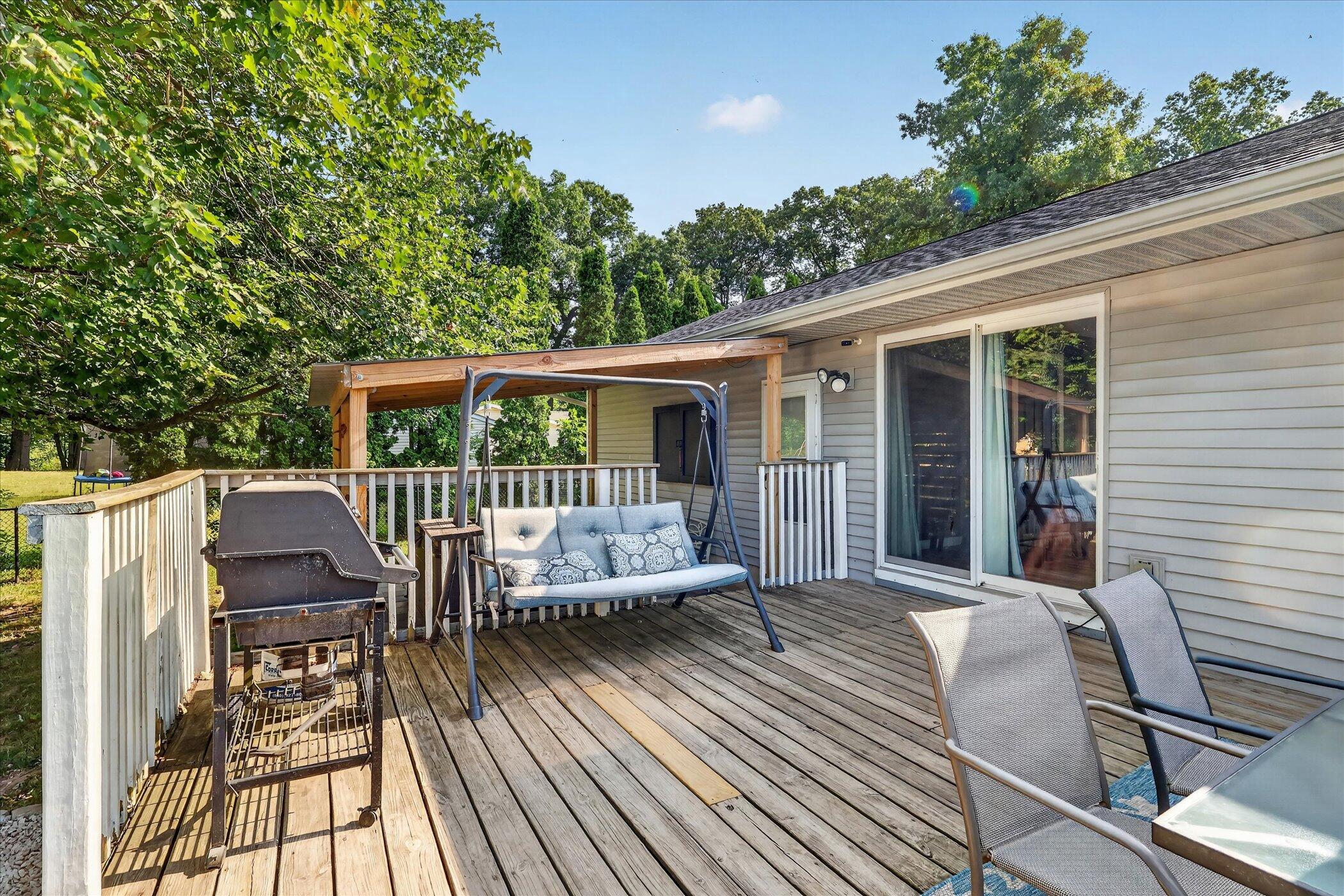 7489 Tiffany Avenue NE Rockford MI 49341