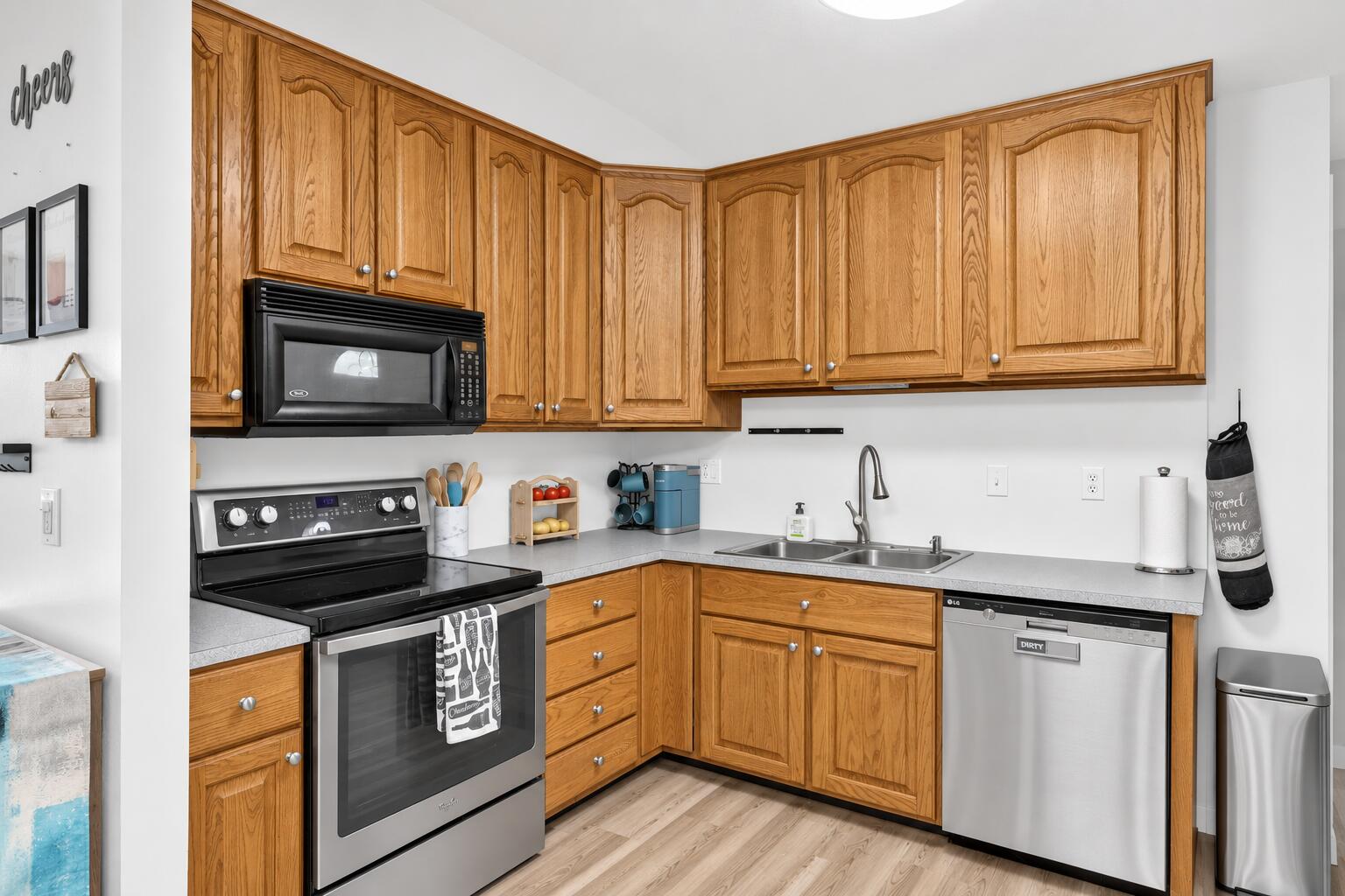 7489 Tiffany Avenue NE Rockford MI 49341