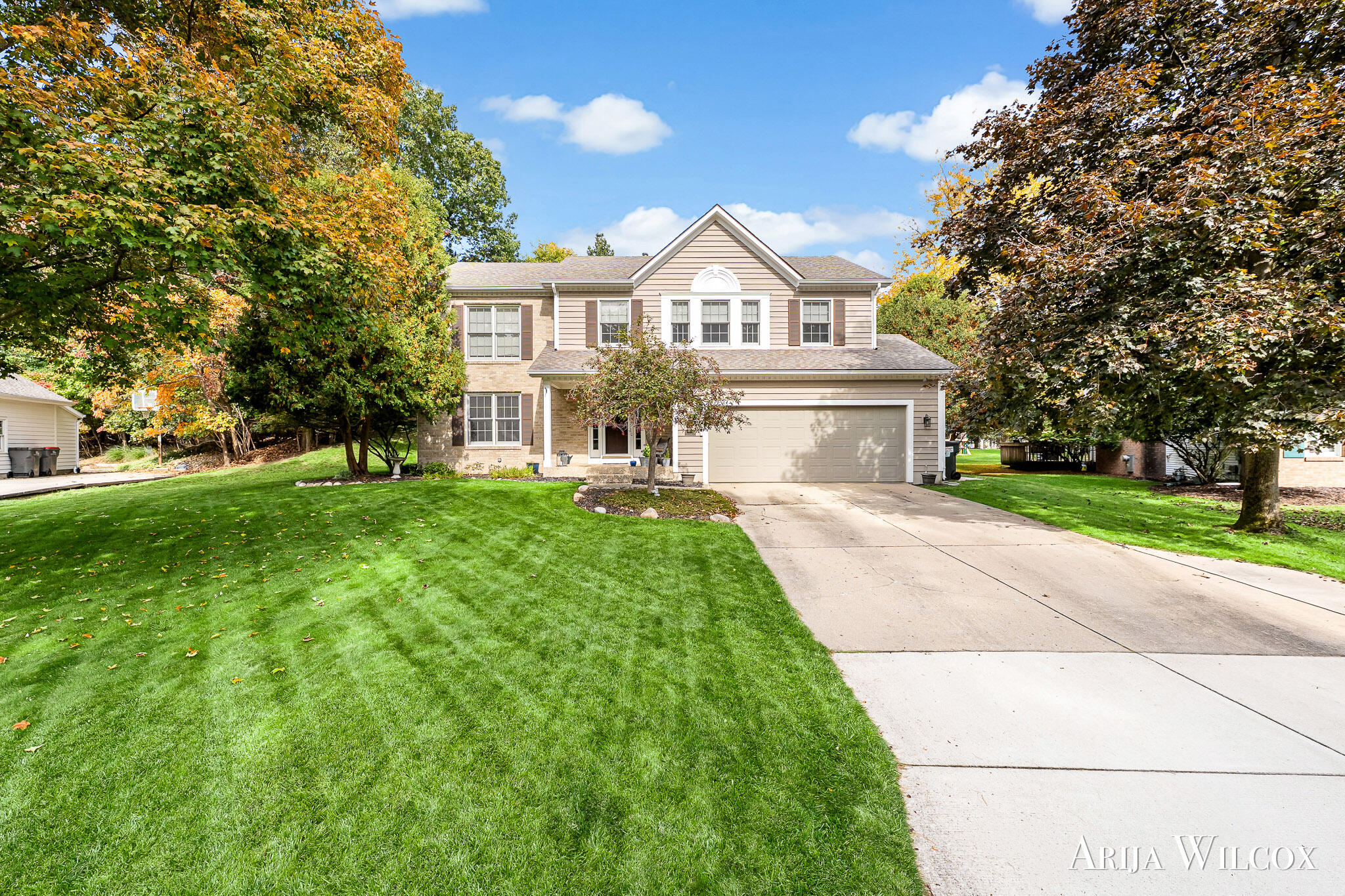6429 Drumlin Court SE Ada MI 49301