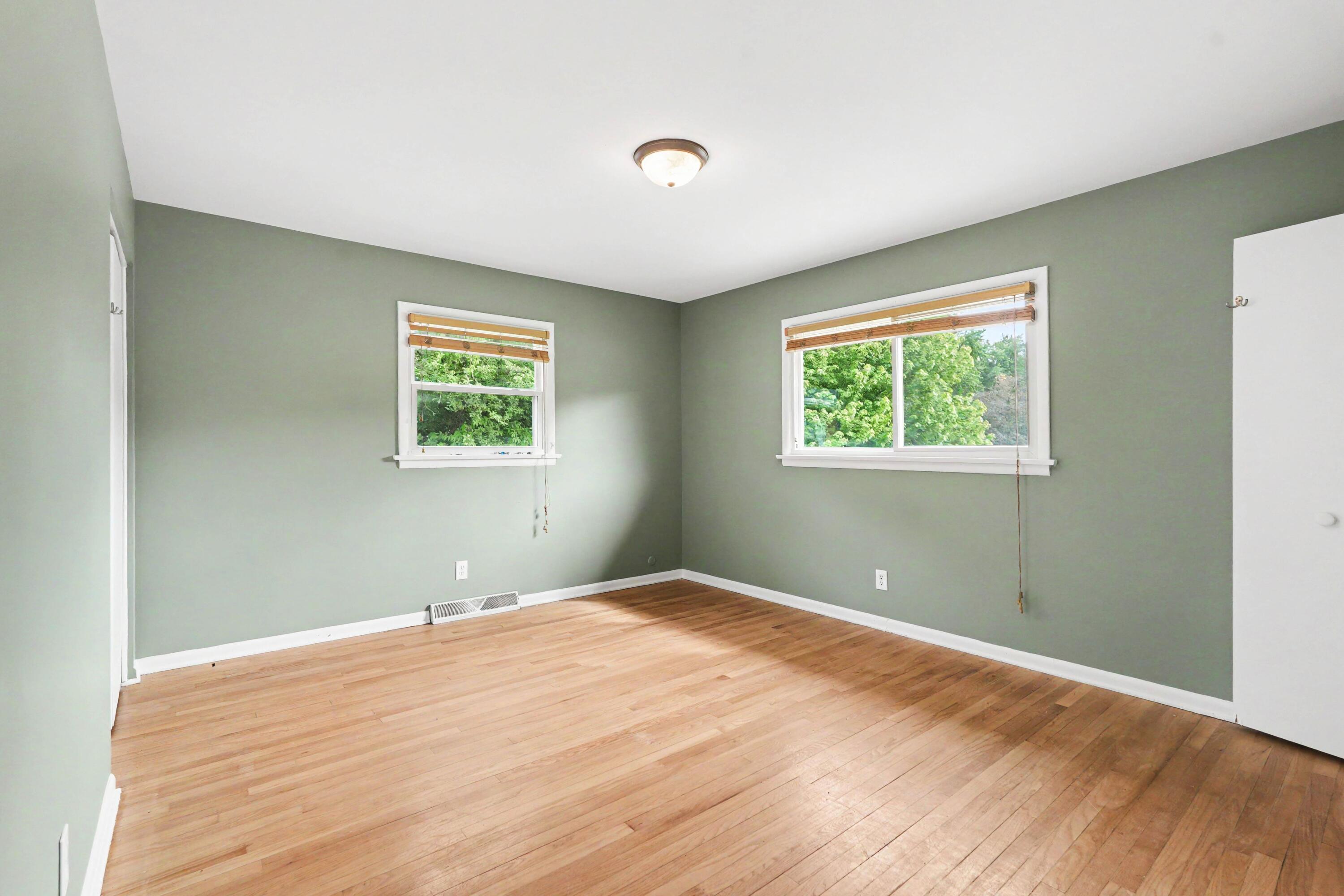 2155 Tremont Boulevard NW Grand Rapids MI 49504