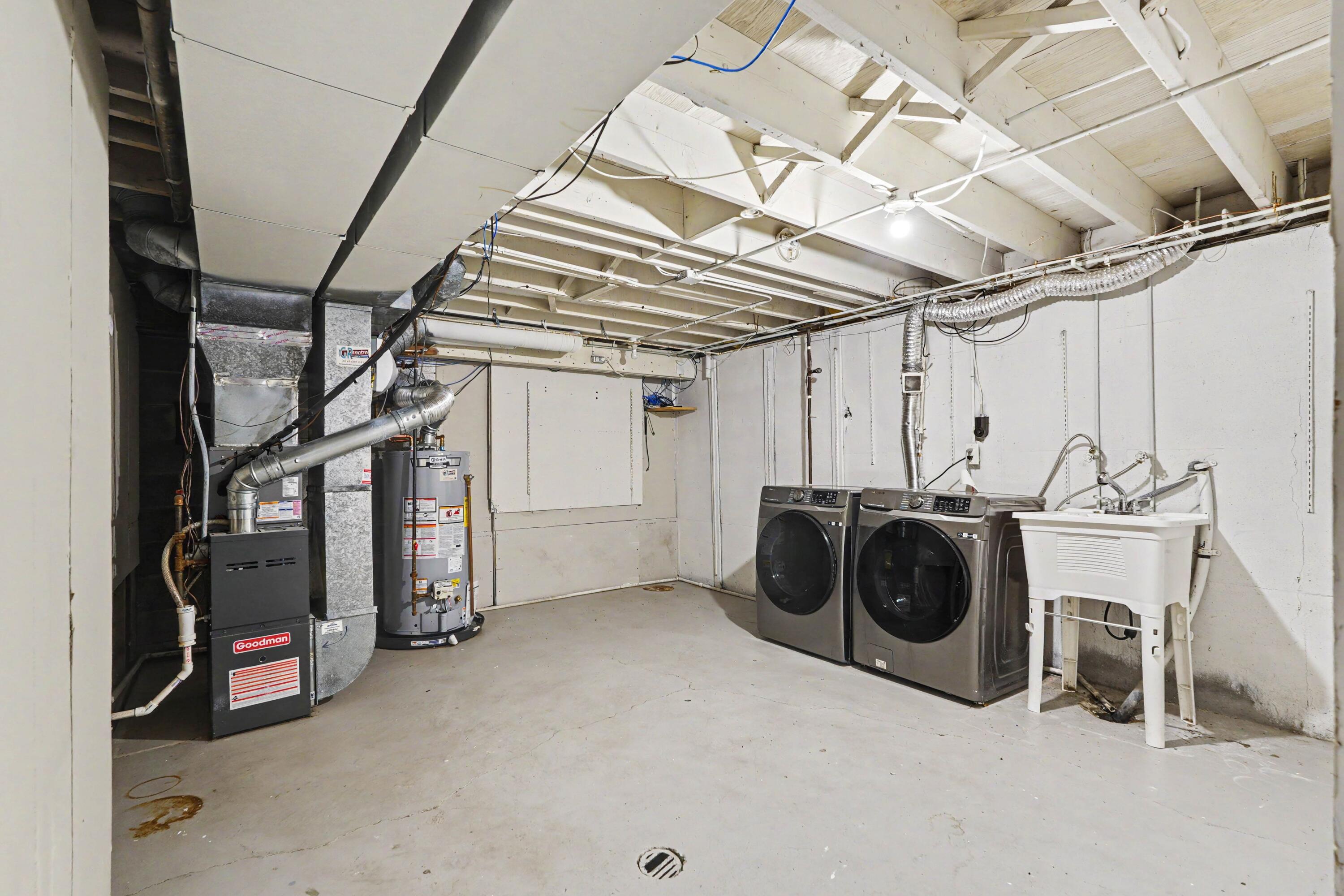 2155 Tremont Boulevard NW Grand Rapids MI 49504