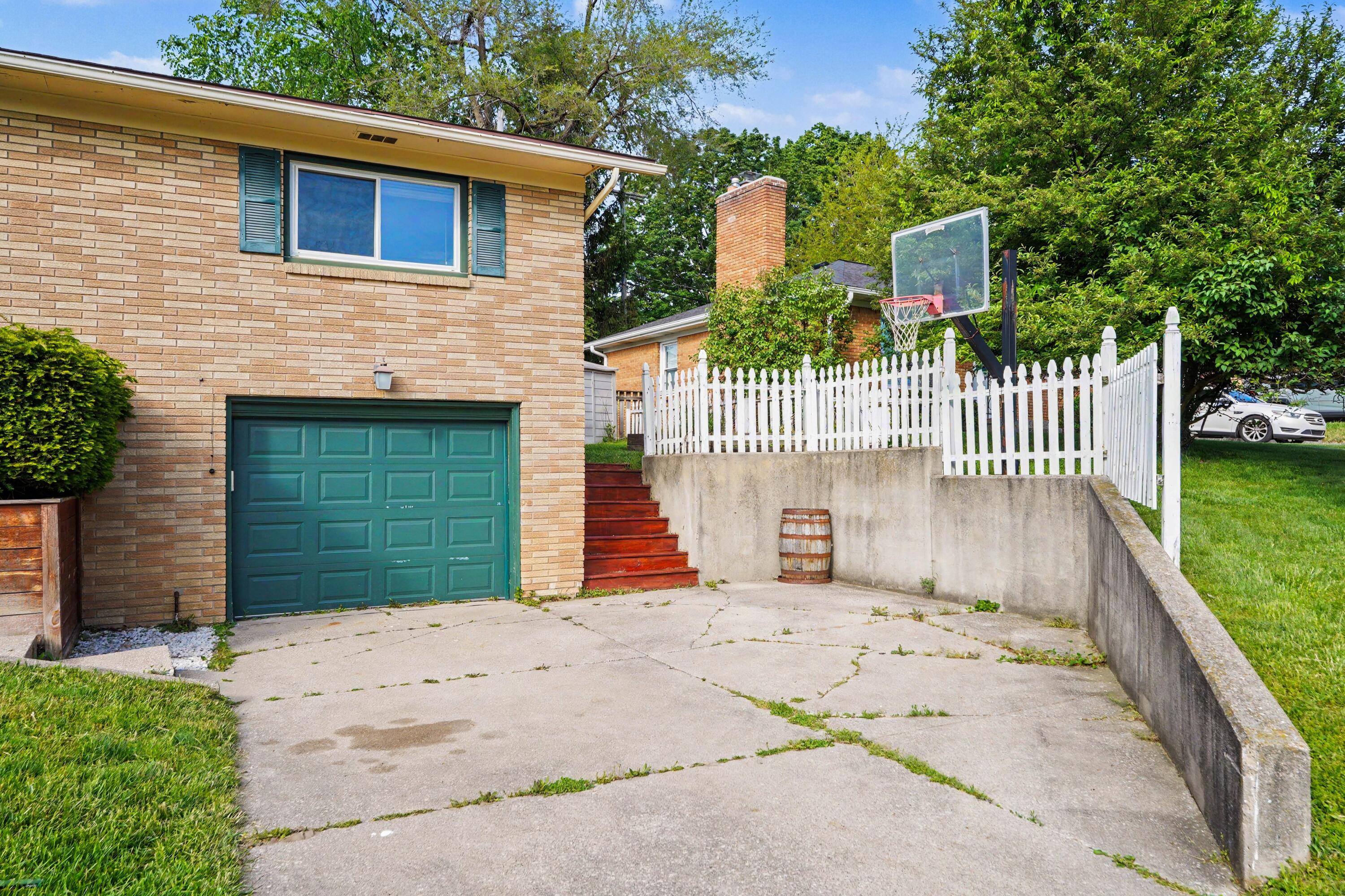 2155 Tremont Boulevard NW Grand Rapids MI 49504