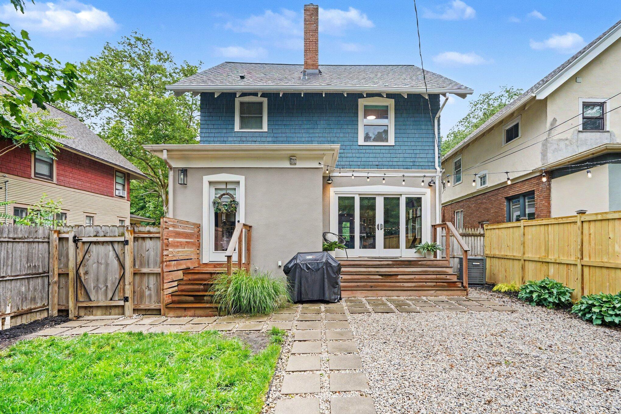 15 Auburn Avenue SE Grand Rapids MI 49506