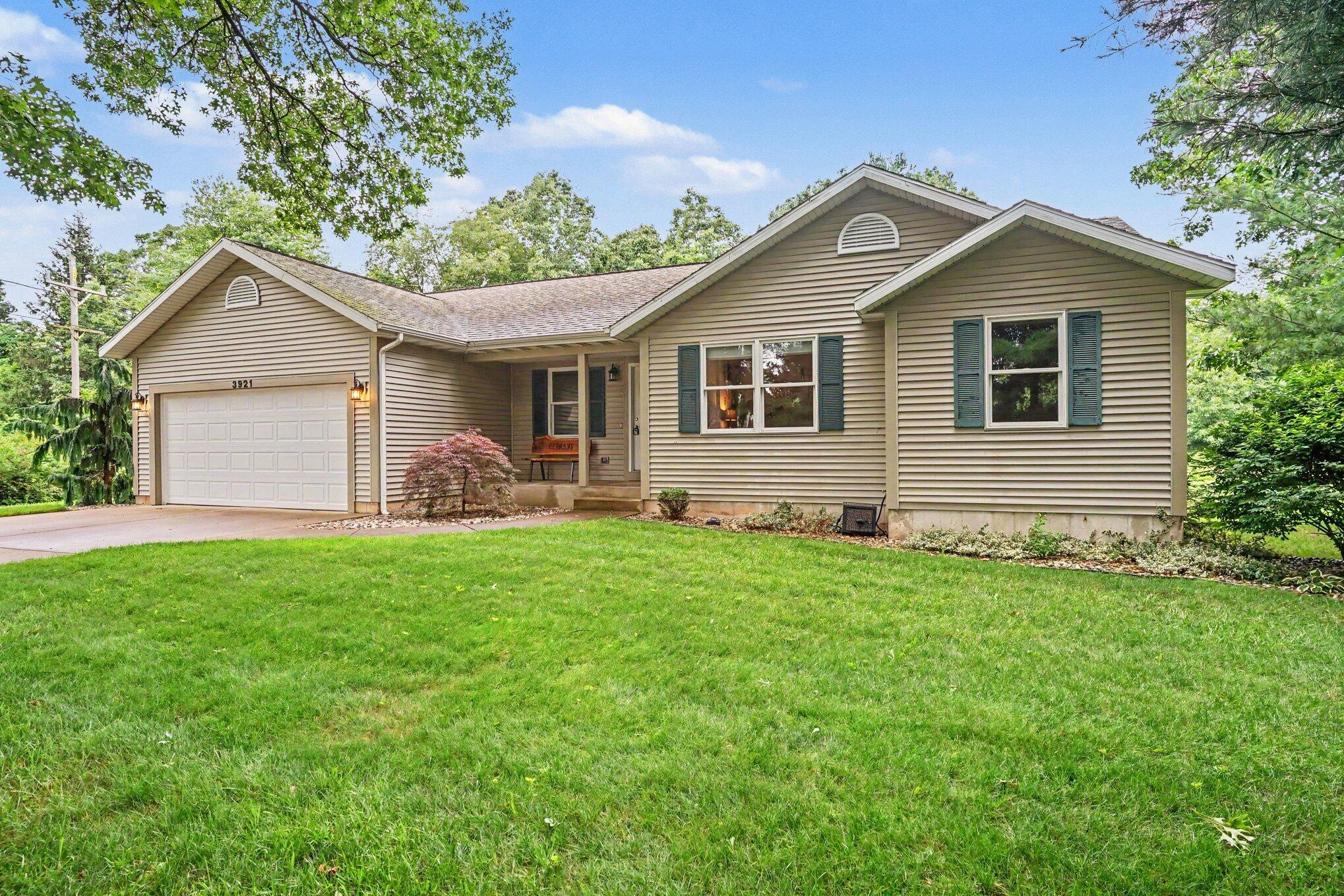 3921 S Sheridan Drive Muskegon MI 49444