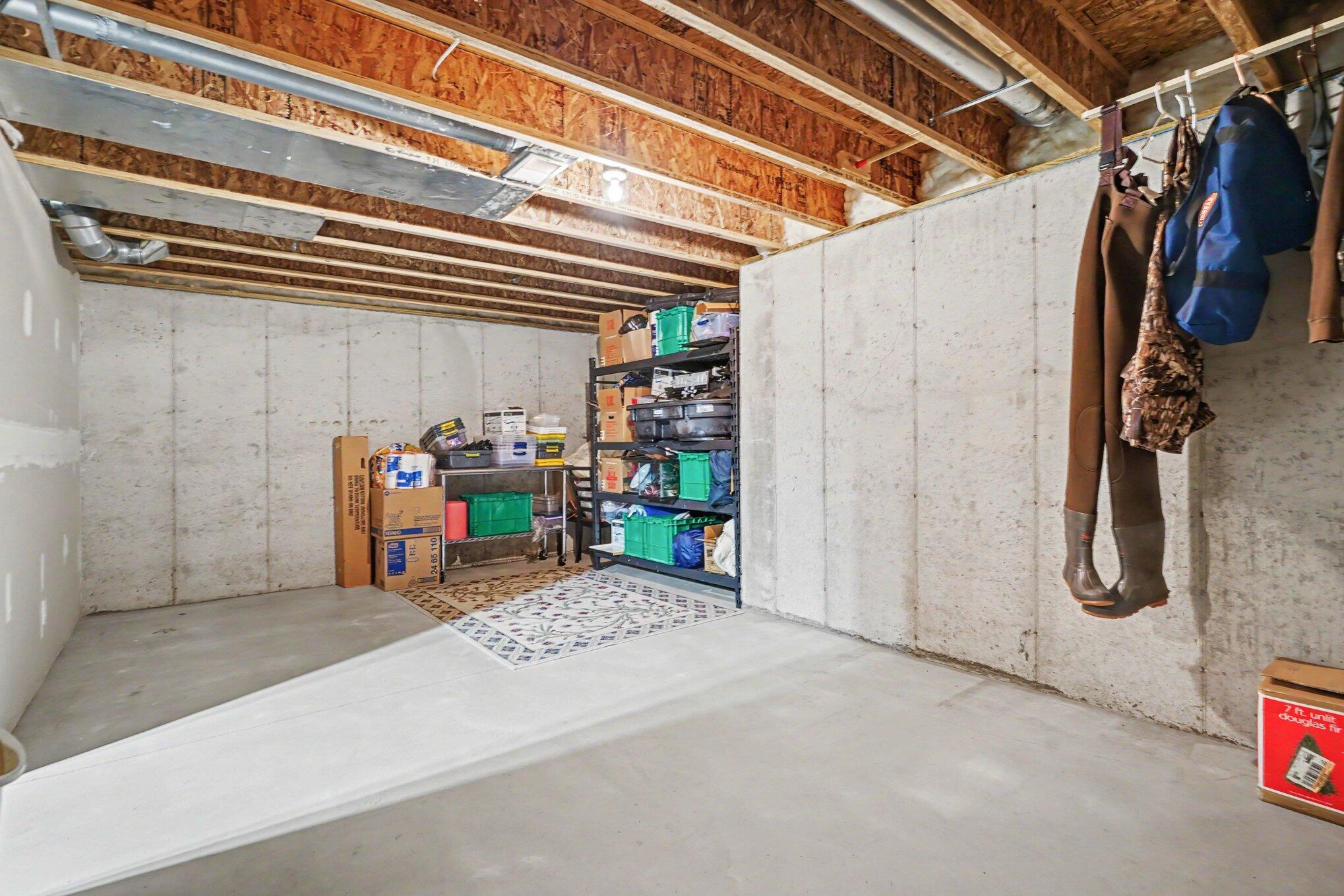 3921 S Sheridan Drive Muskegon MI 49444