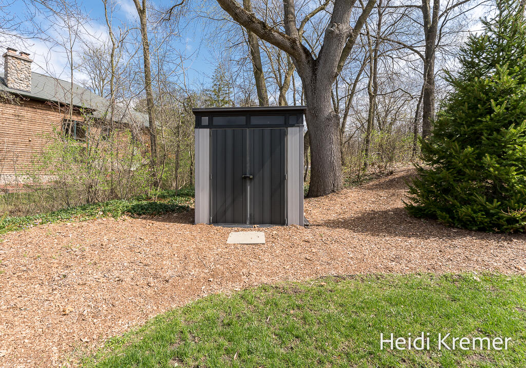 2401 4 Mile Road NE Grand Rapids MI 49525