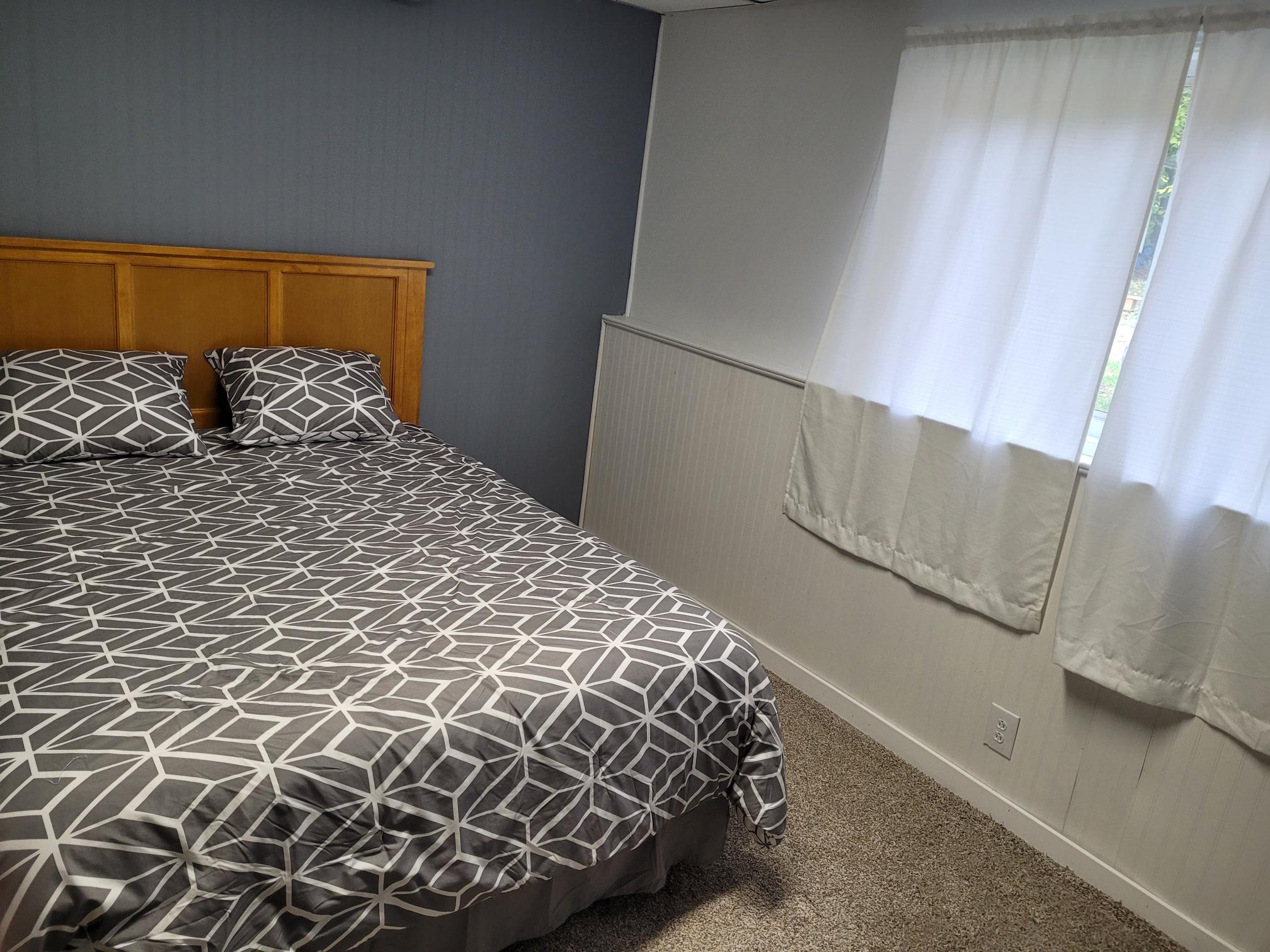 1097 W 32nd Street Holland MI 49423