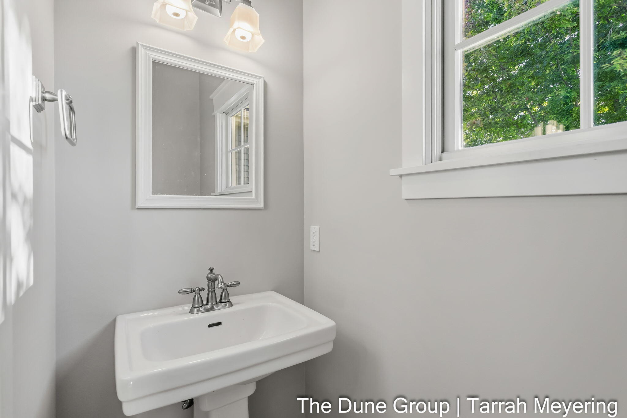 1410 Feldspar Avenue Zeeland MI 49464
