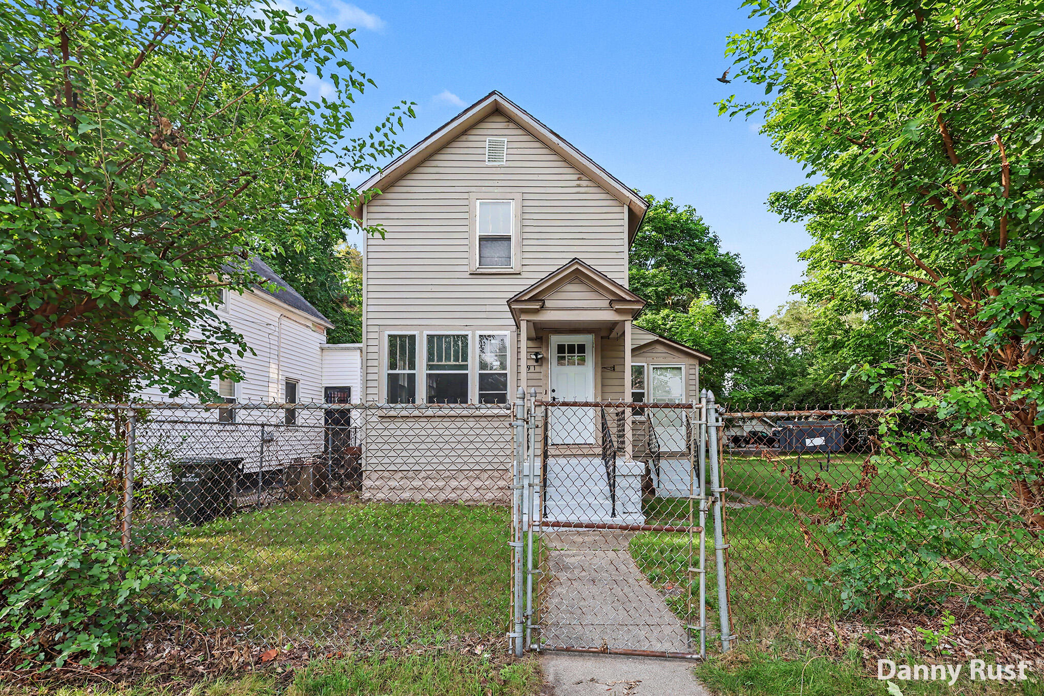 691 E Isabella Avenue Muskegon MI 49442