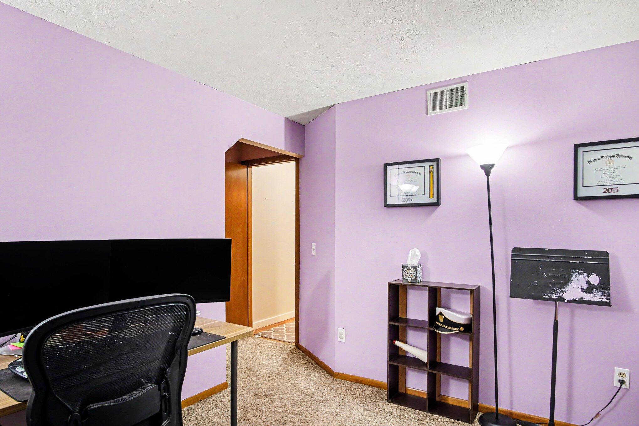 813 Tierra Street SE Grand Rapids MI 49508
