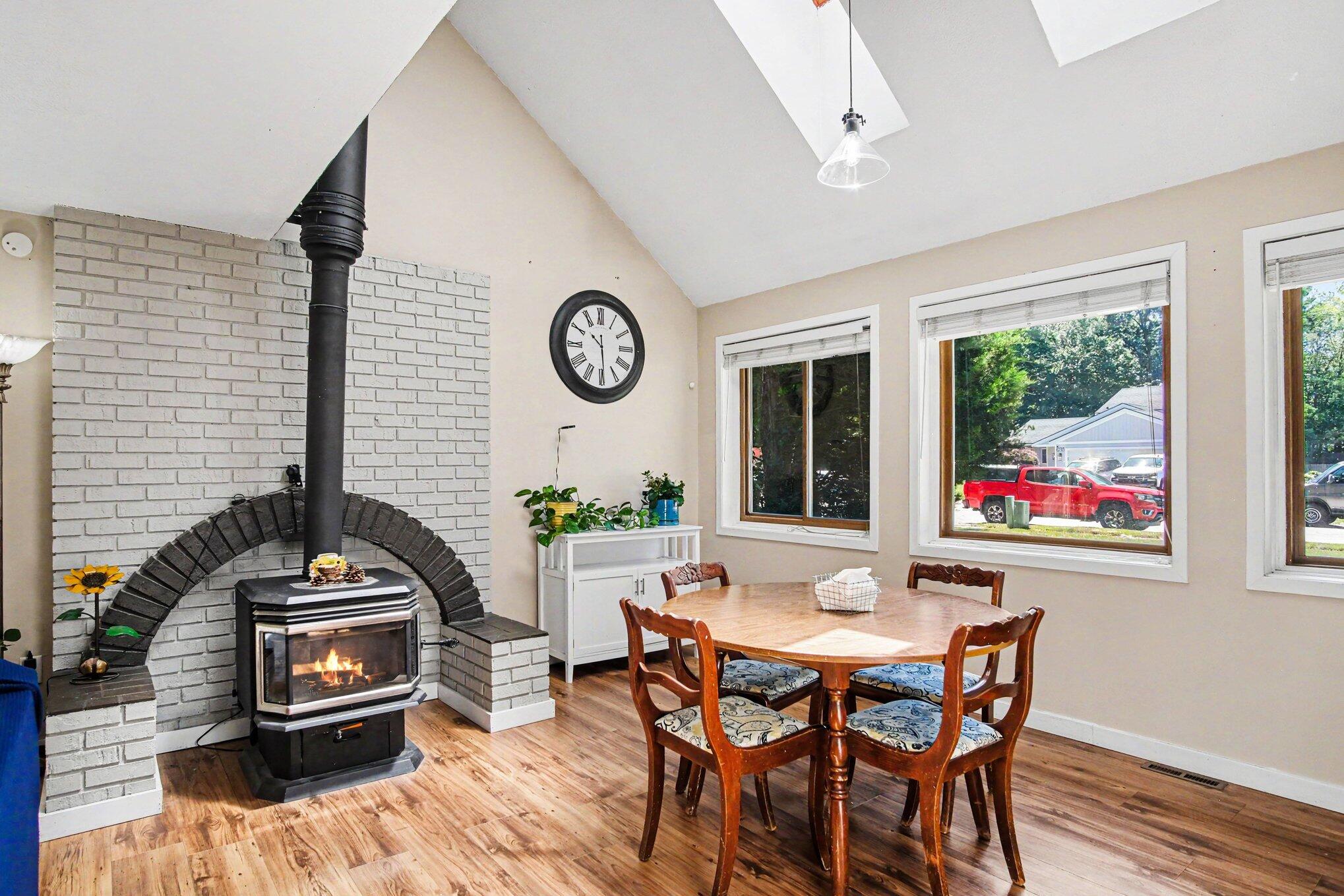 813 Tierra Street SE Grand Rapids MI 49508