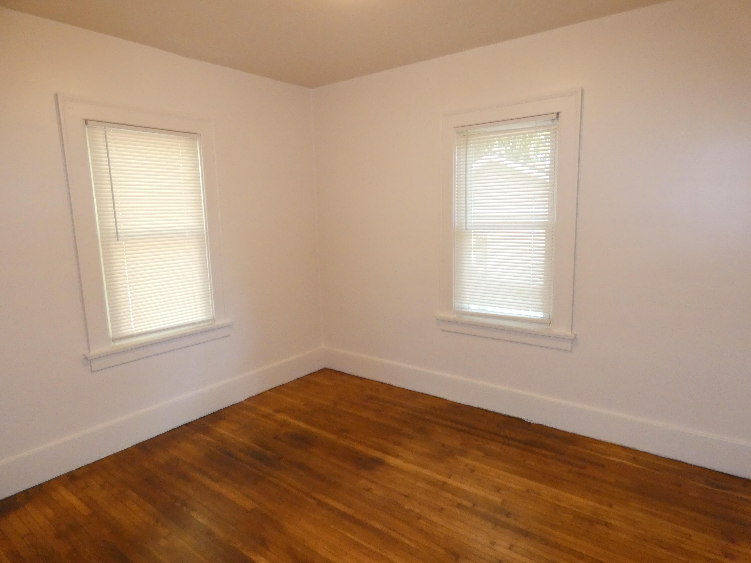 183 Searles Avenue Benton Harbor MI 49022