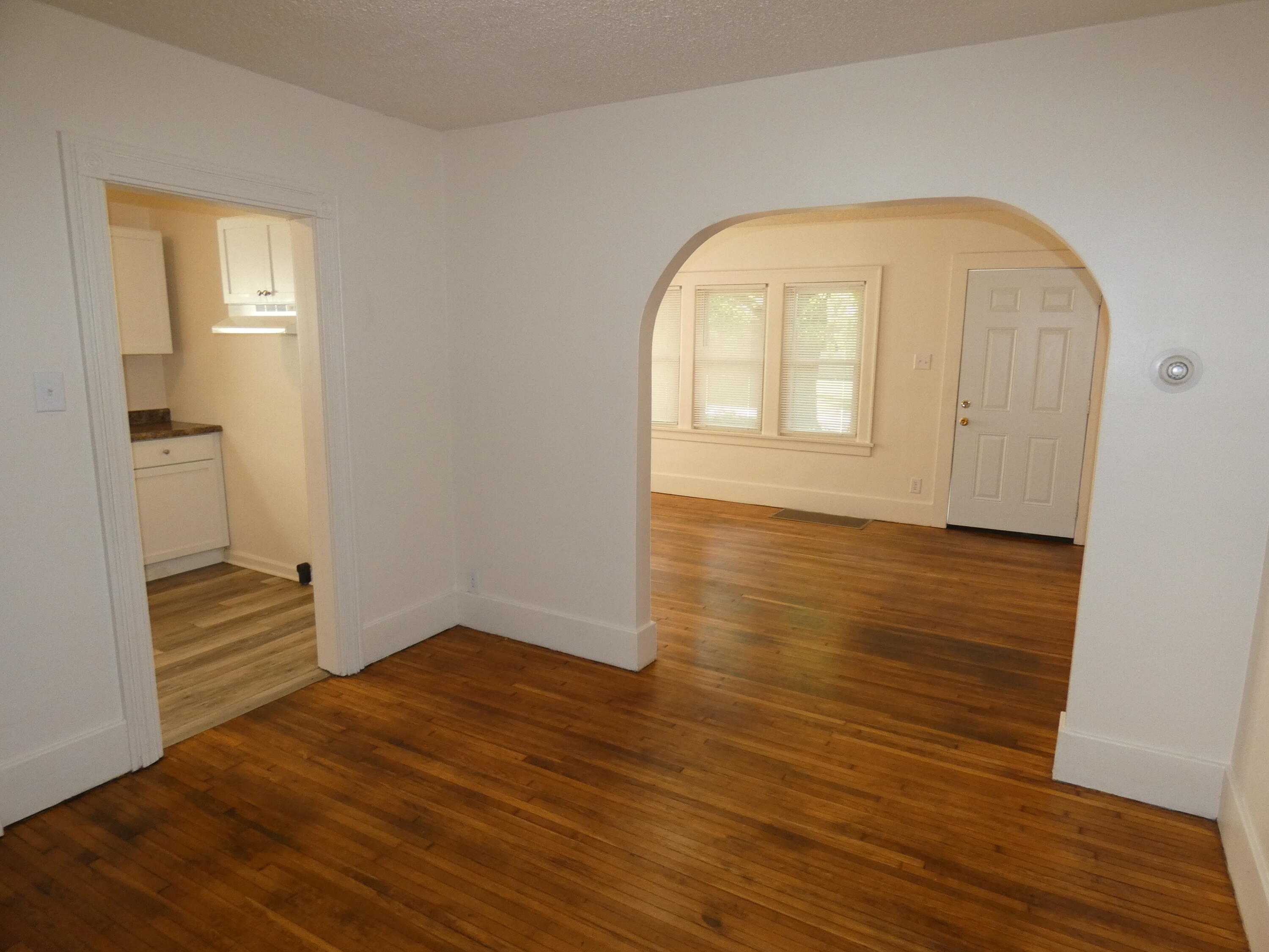 183 Searles Avenue Benton Harbor MI 49022