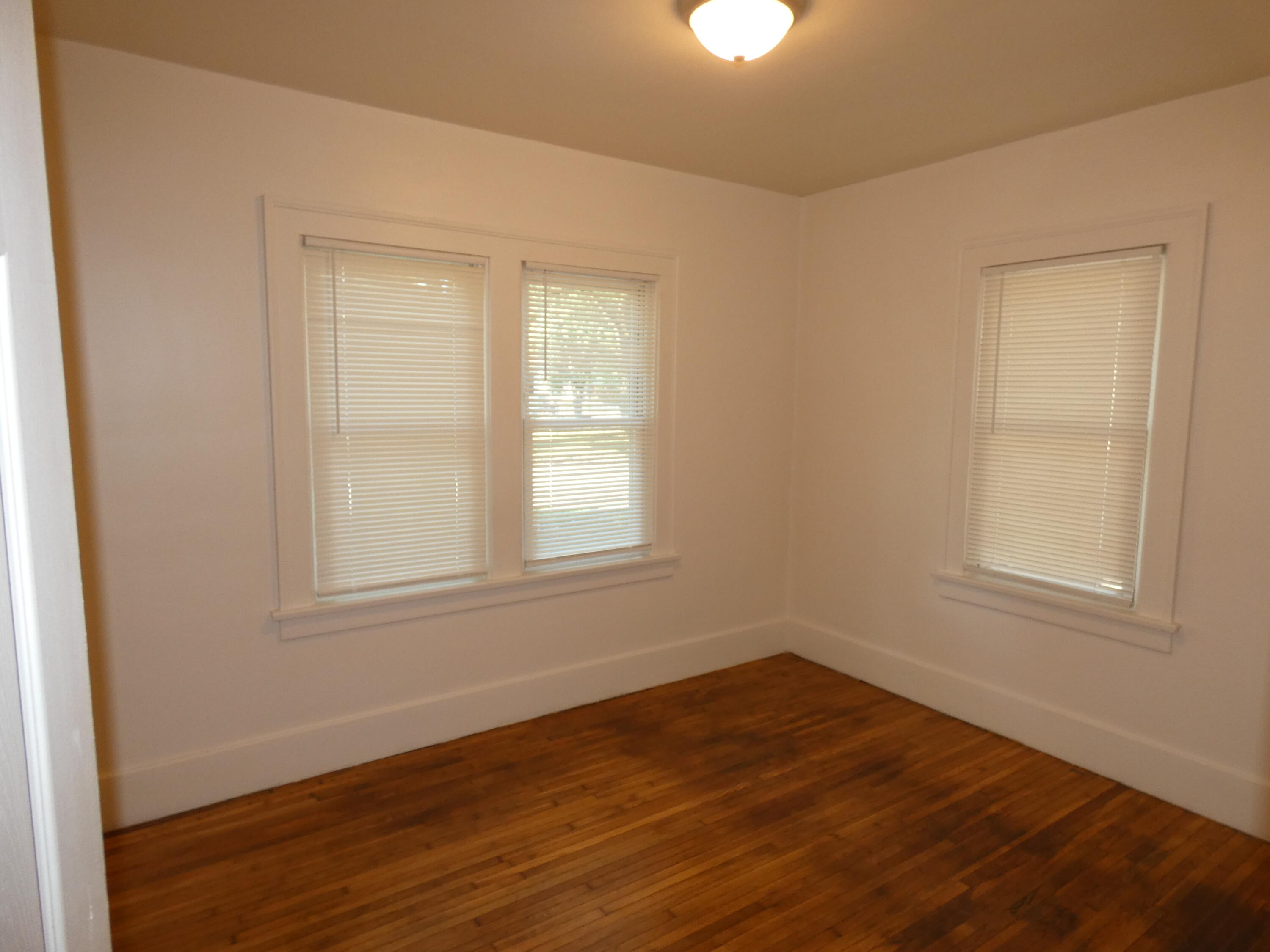 183 Searles Avenue Benton Harbor MI 49022