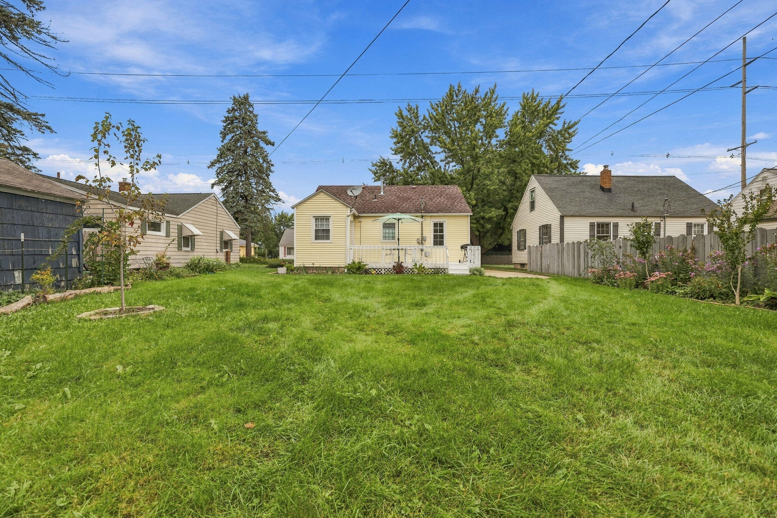 312 W 22nd Street Holland MI 49423