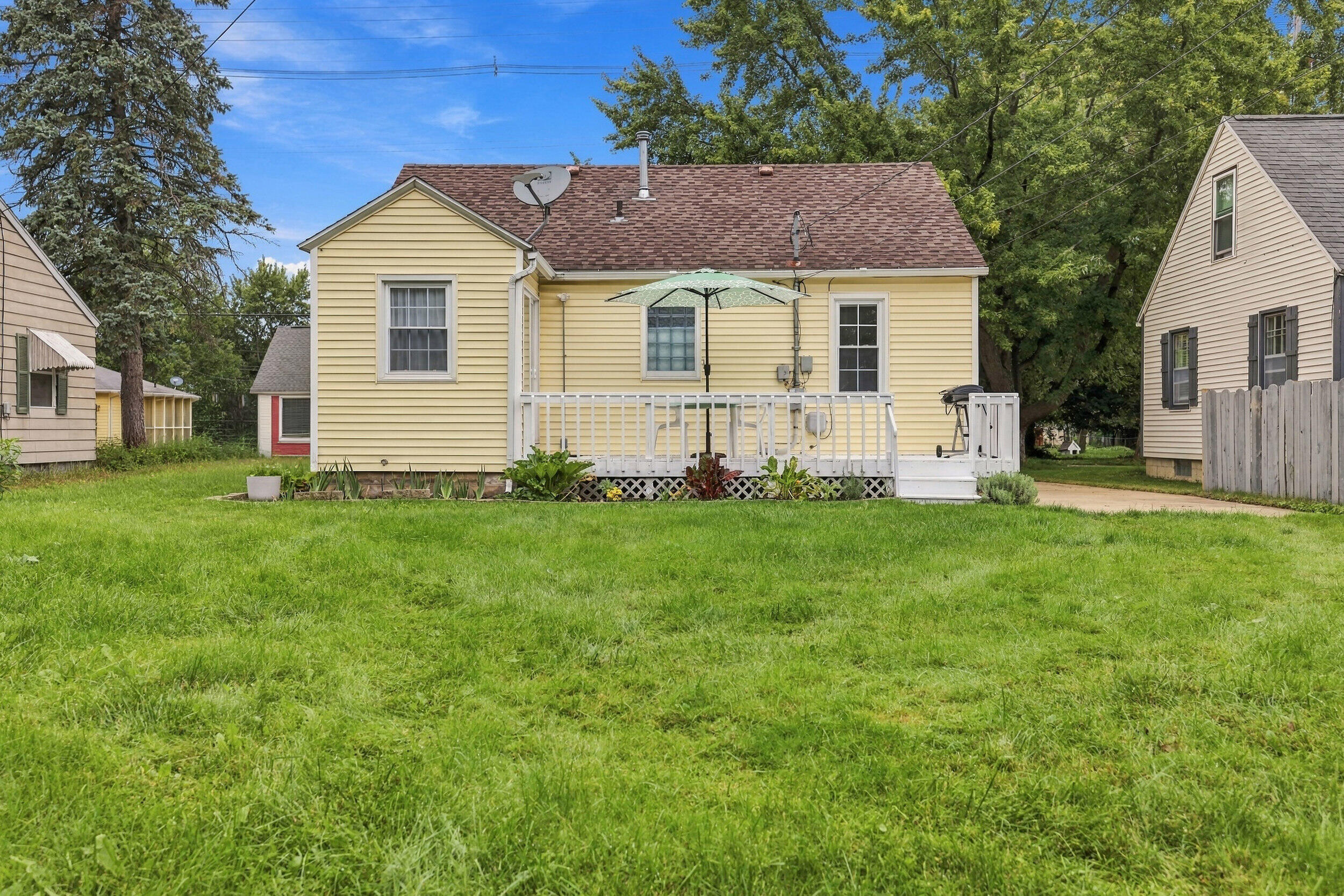 312 W 22nd Street Holland MI 49423