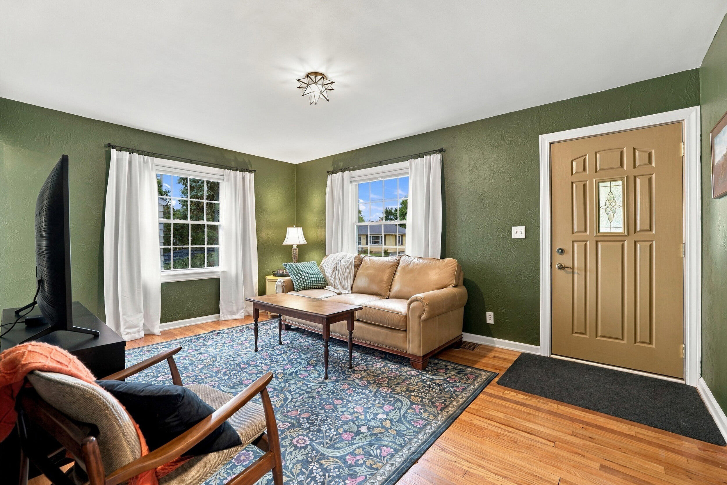 312 W 22nd Street Holland MI 49423