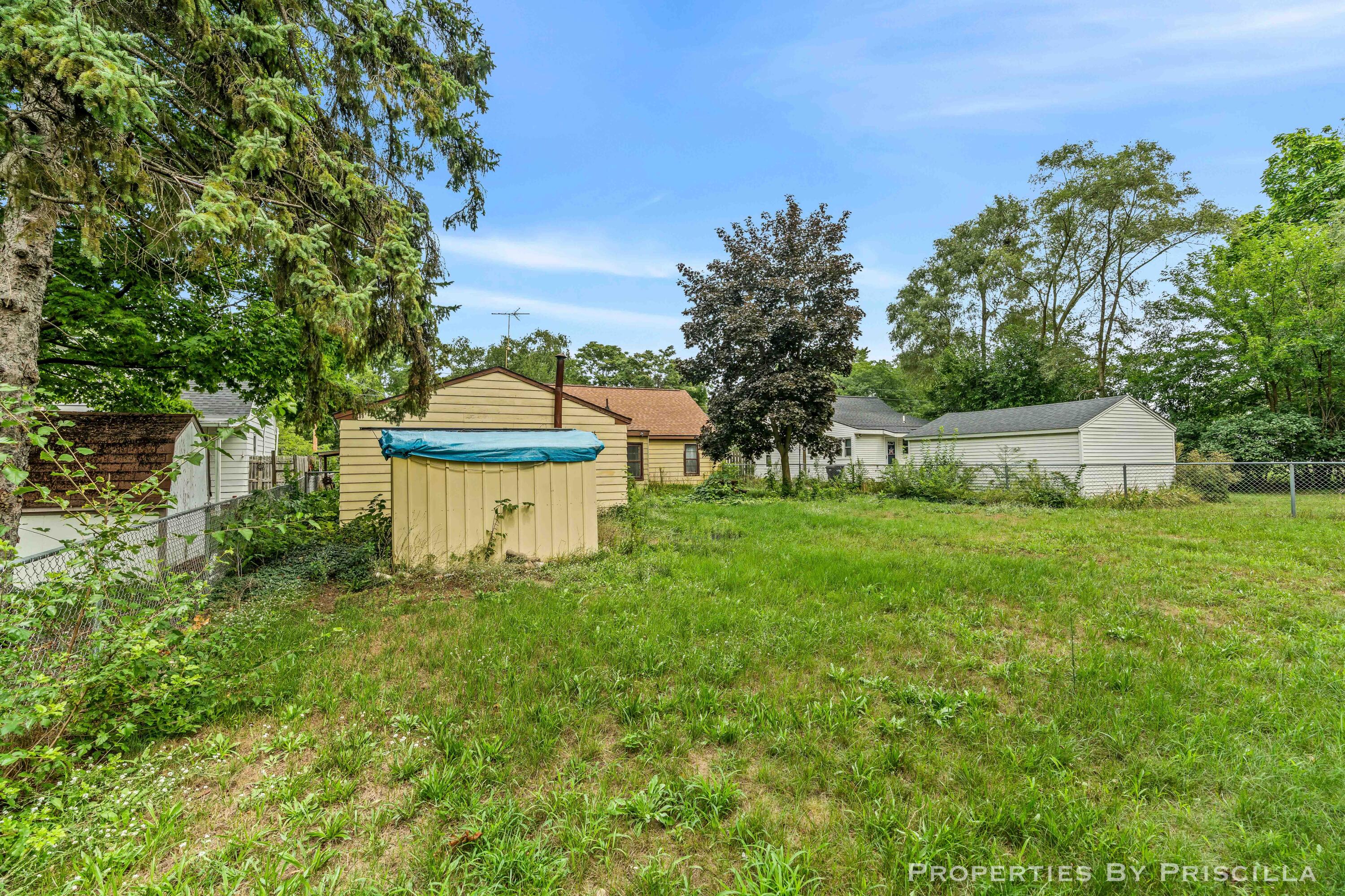 348 Ridgewood Street SE Grand Rapids MI 49548