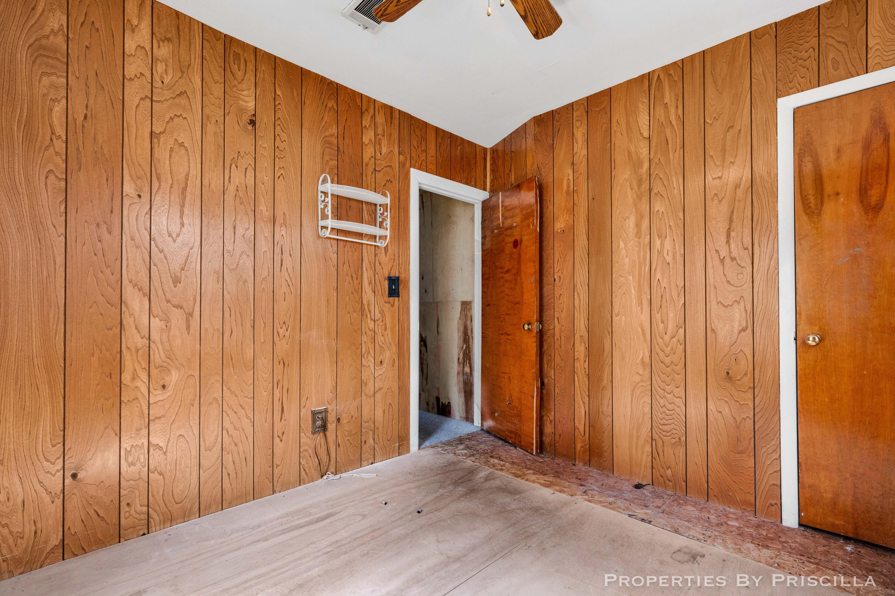 348 Ridgewood Street SE Grand Rapids MI 49548