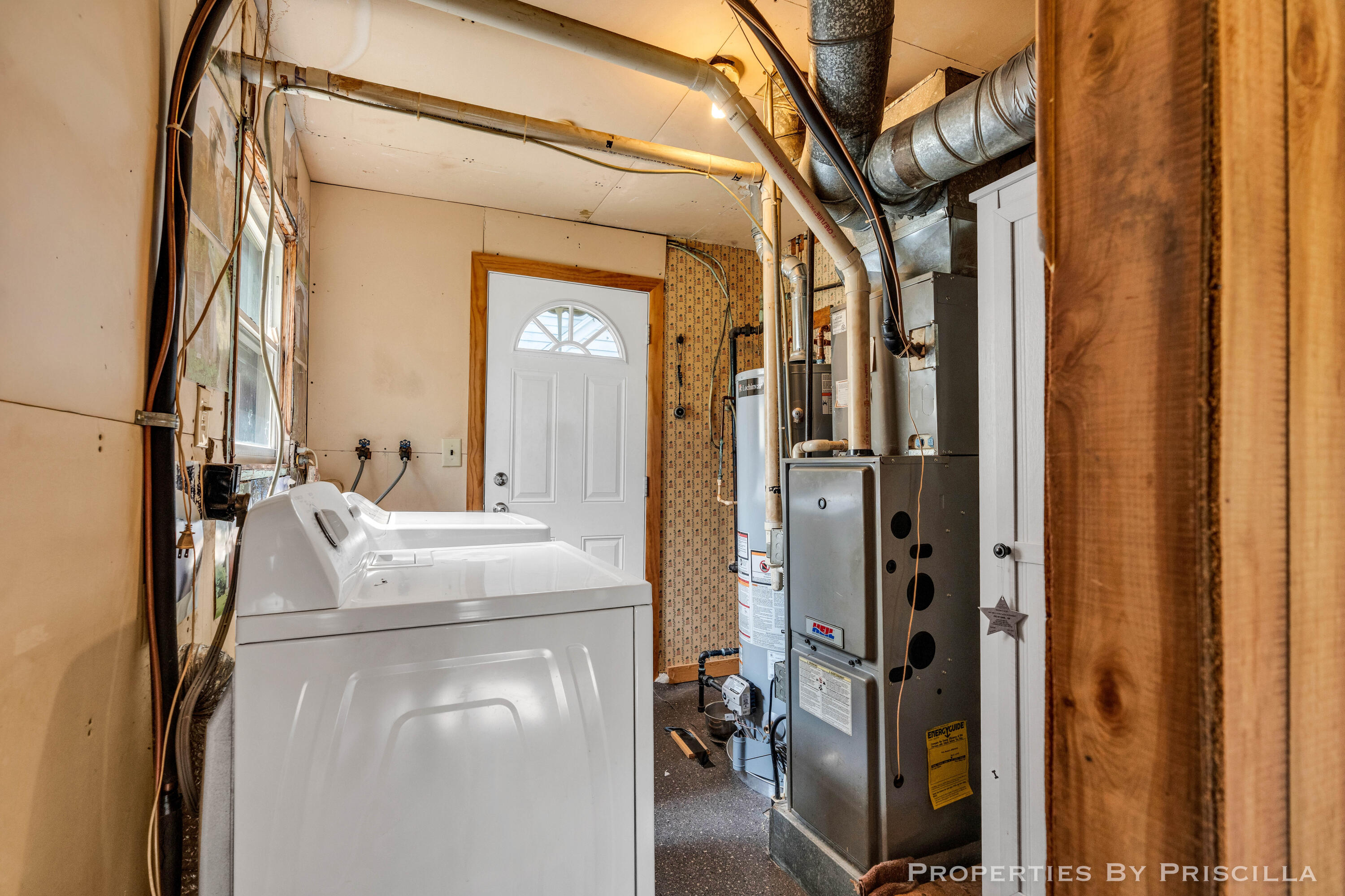 348 Ridgewood Street SE Grand Rapids MI 49548