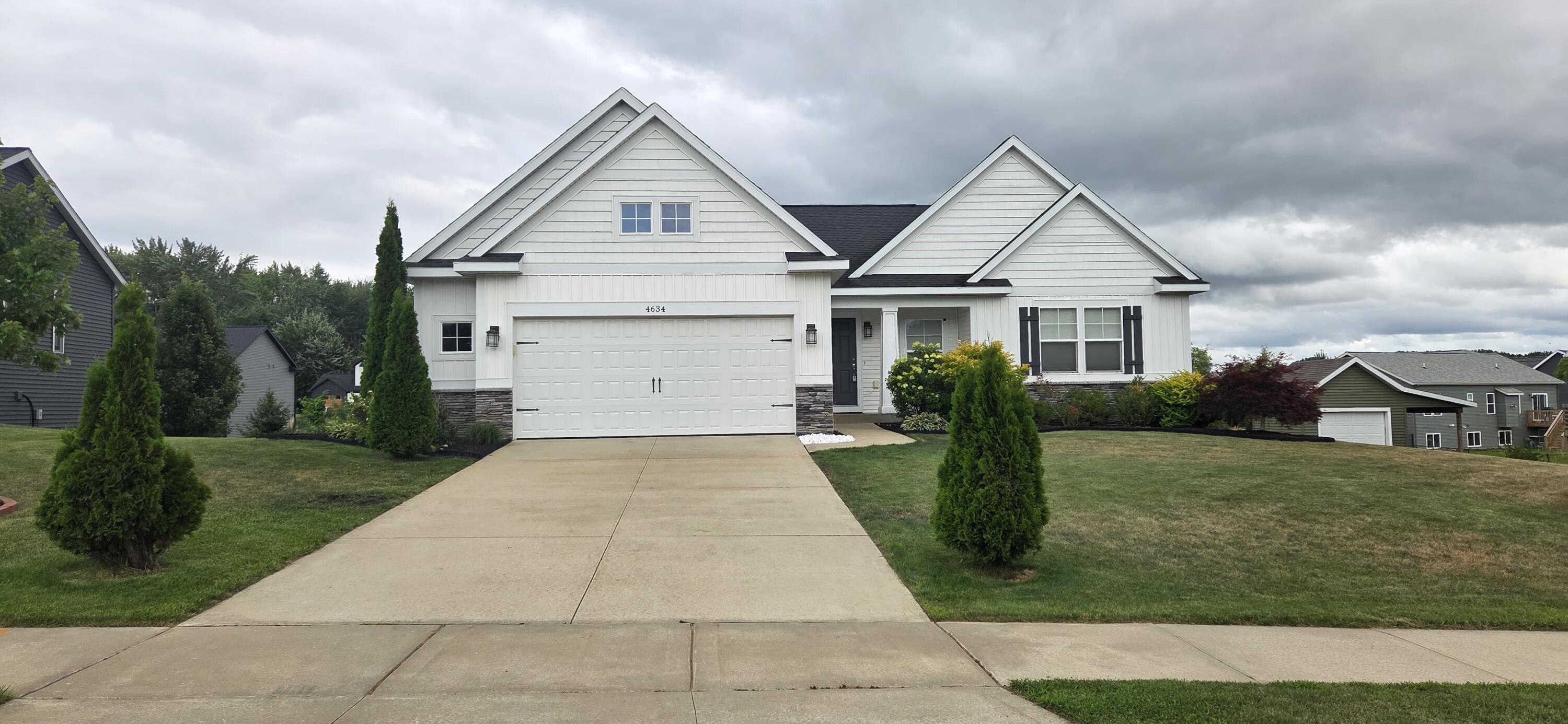 4634 Gordonshire NW Grand Rapids MI 49534