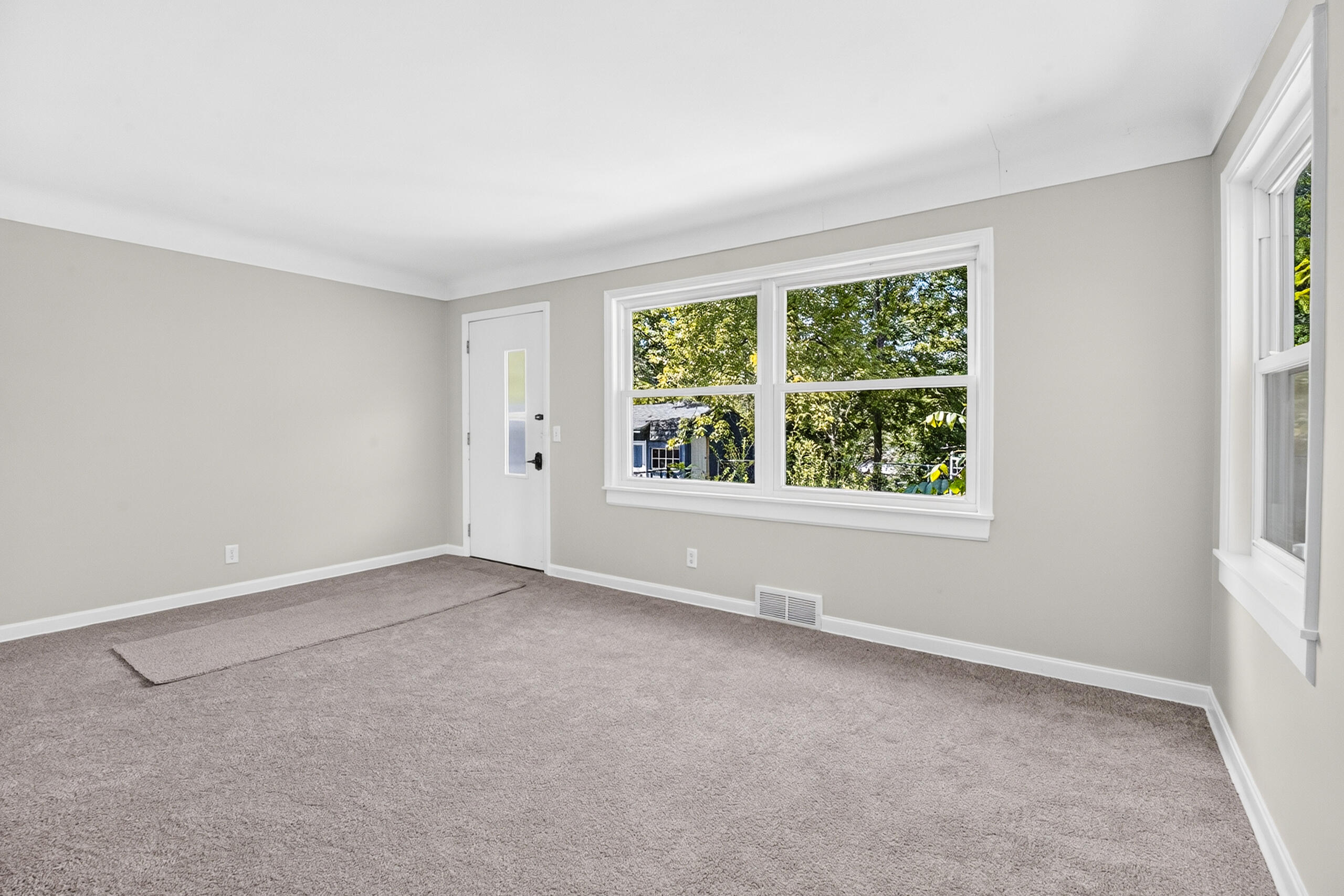 1202 Pinehurst Boulevard Kalamazoo MI 49006