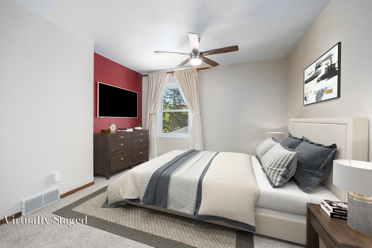 1865 Ridgemoor Drive SE Grand Rapids MI 49506