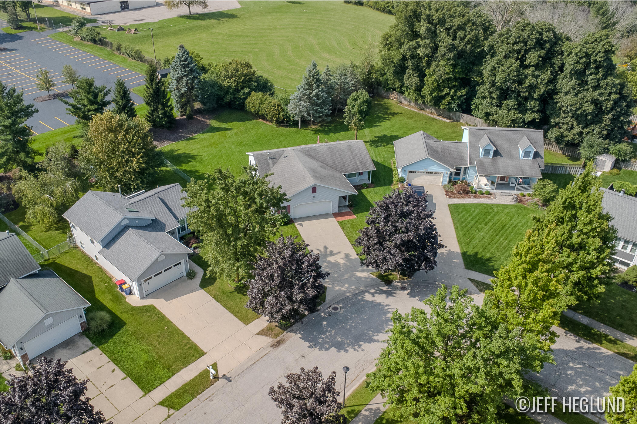 2416 Dewberry Drive NE Grand Rapids MI 49505