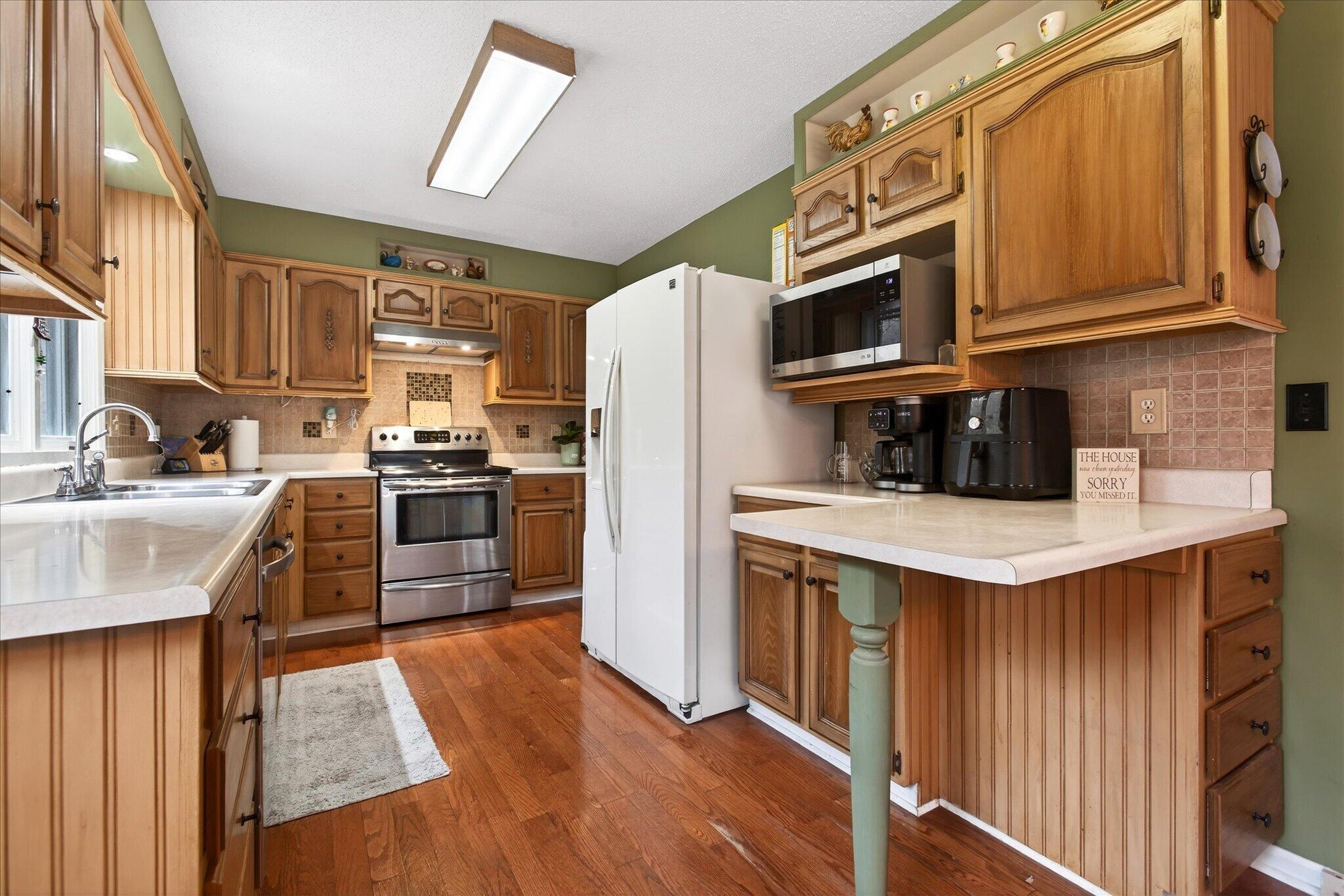 5901 Carmody Road Coloma MI 49038