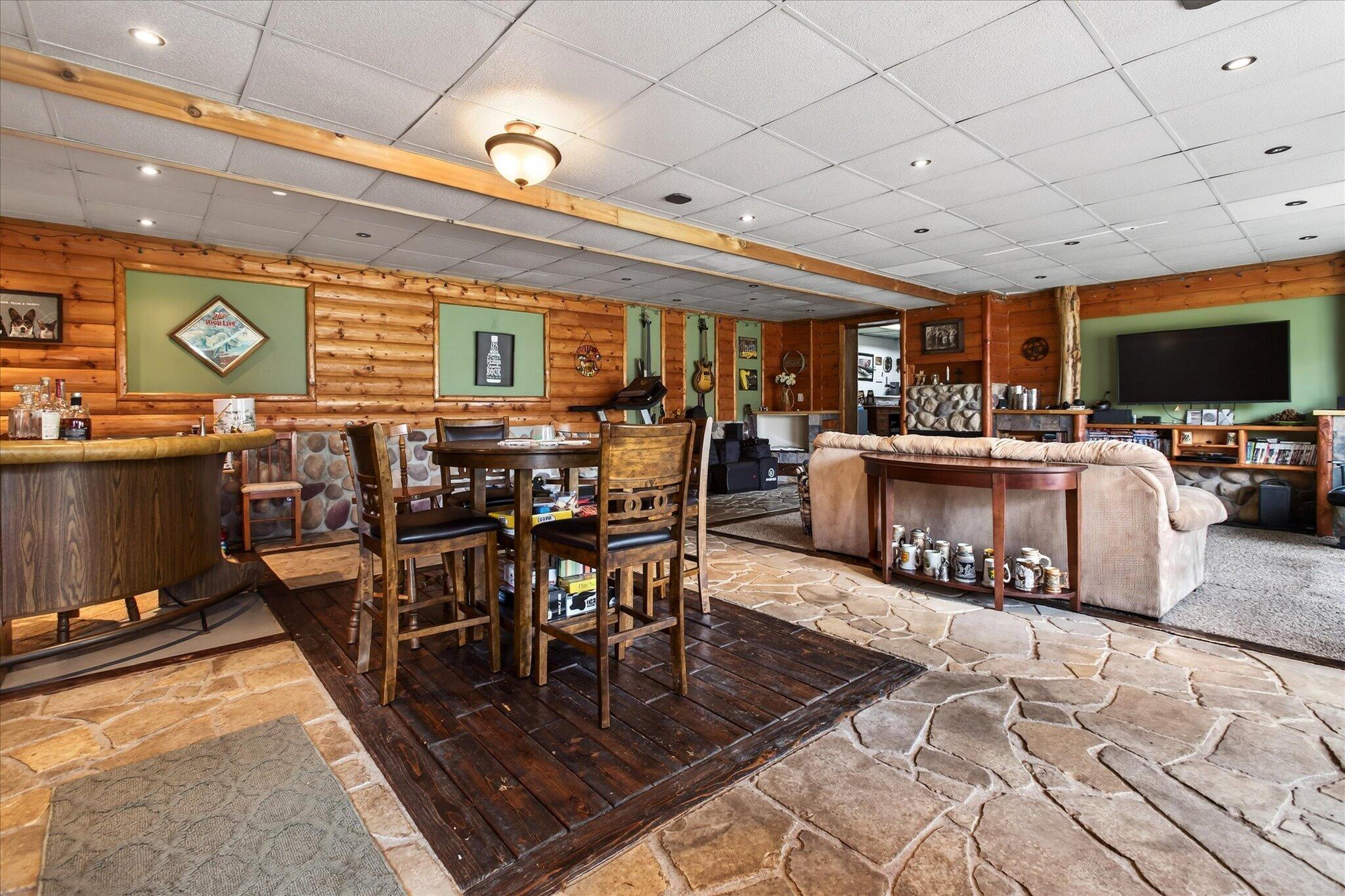 5901 Carmody Road Coloma MI 49038