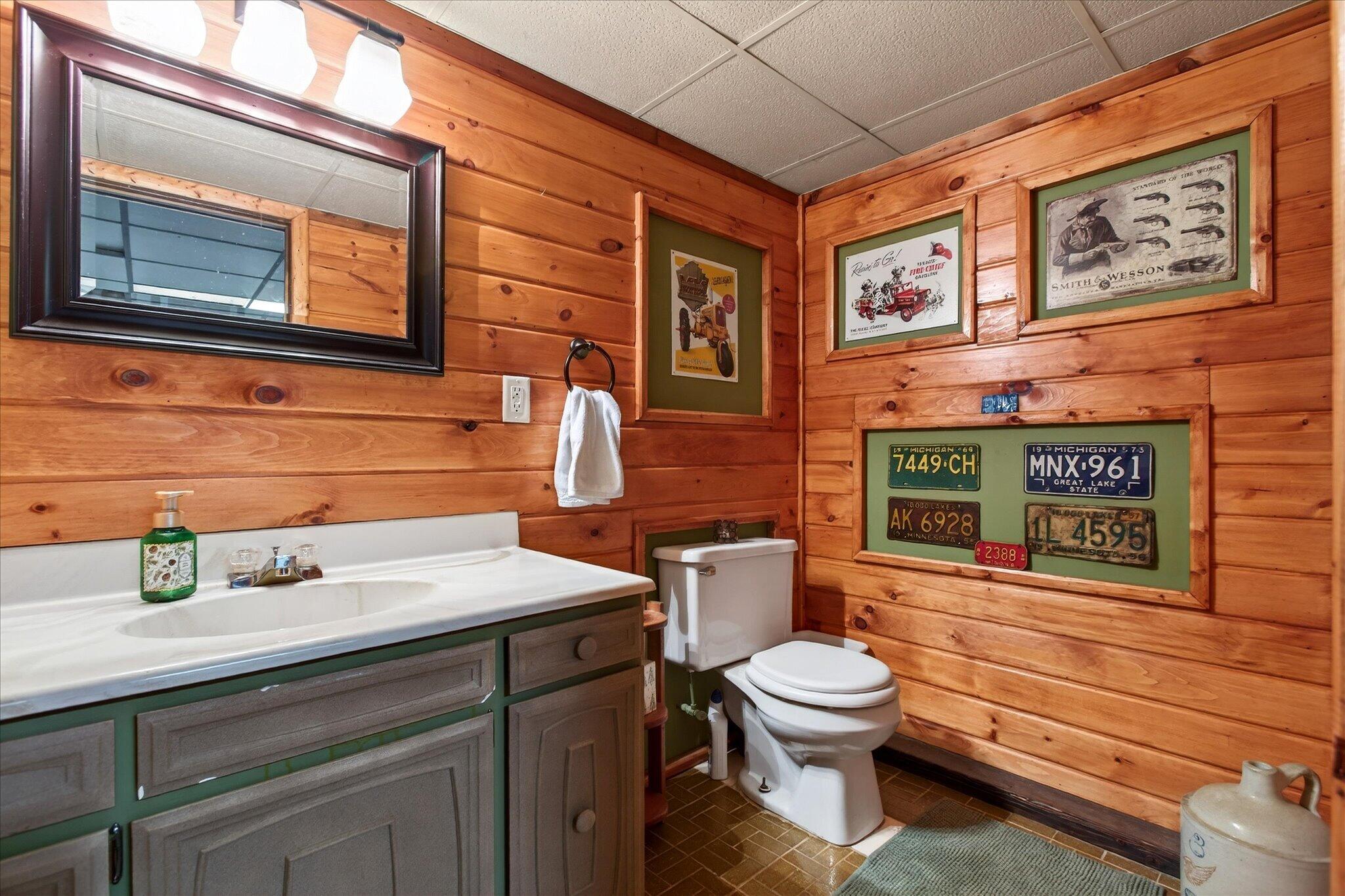 5901 Carmody Road Coloma MI 49038