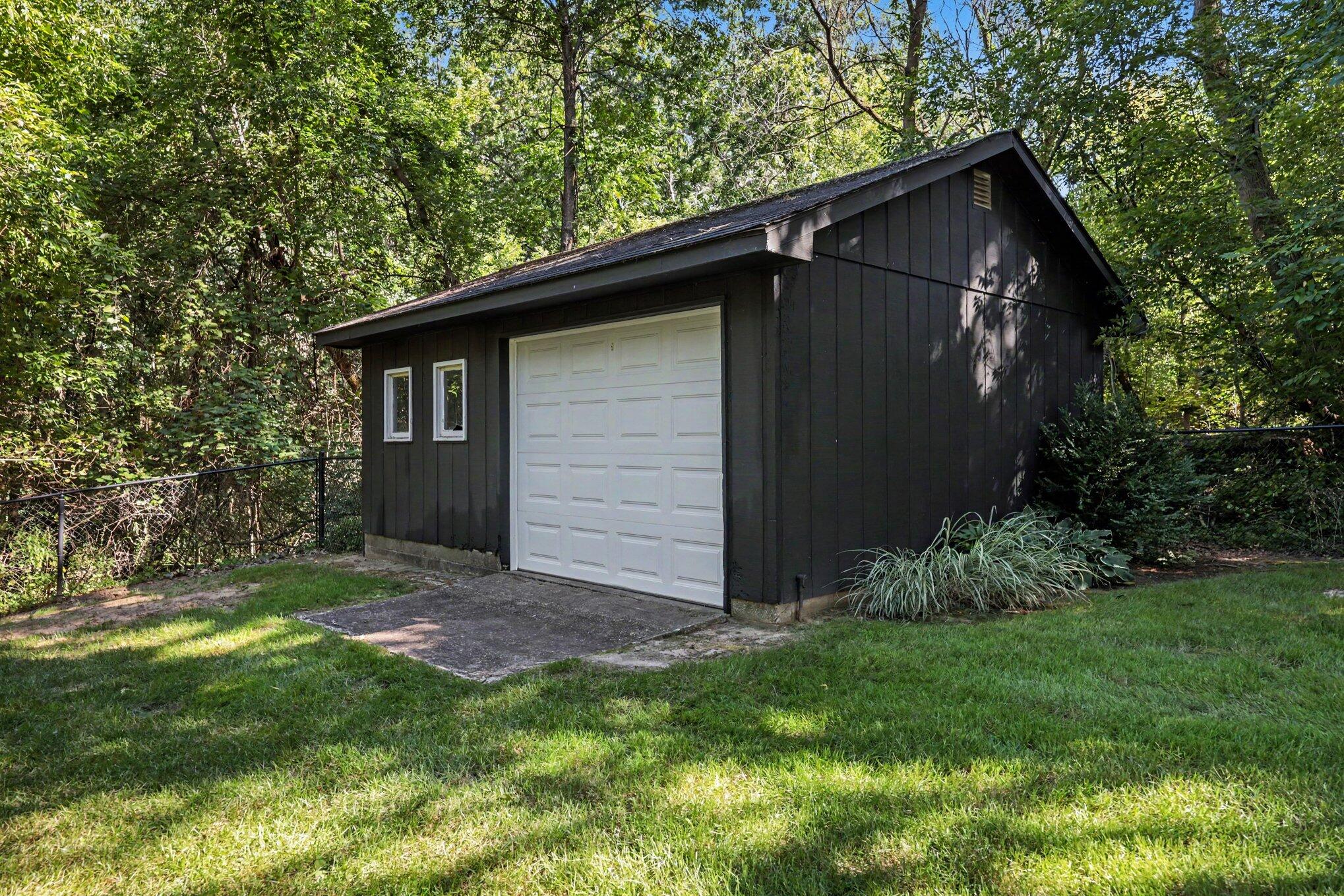 2080 Dunnigan Avenue NE Grand Rapids MI 49525
