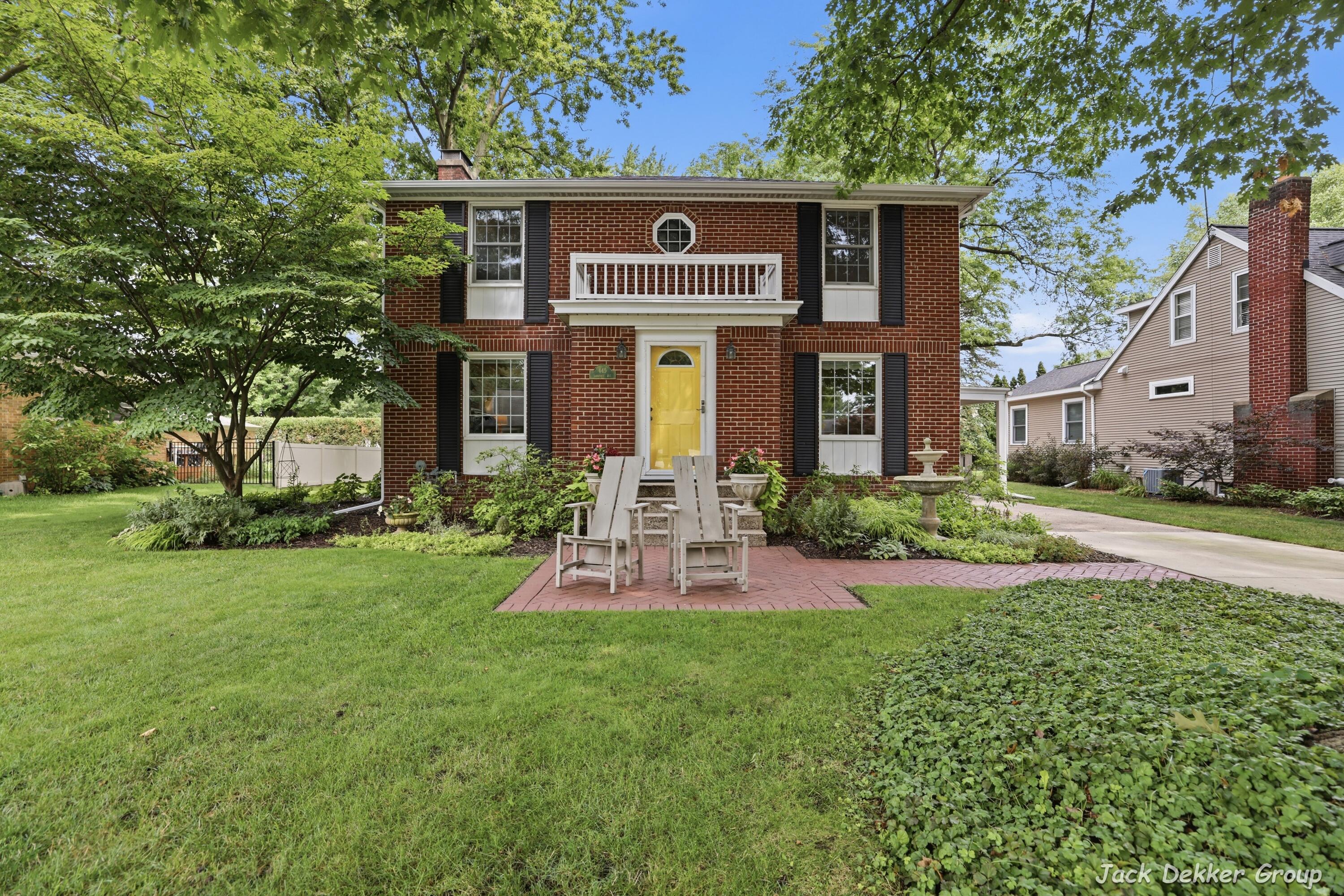 445 W Lawrence Avenue Zeeland MI 49464