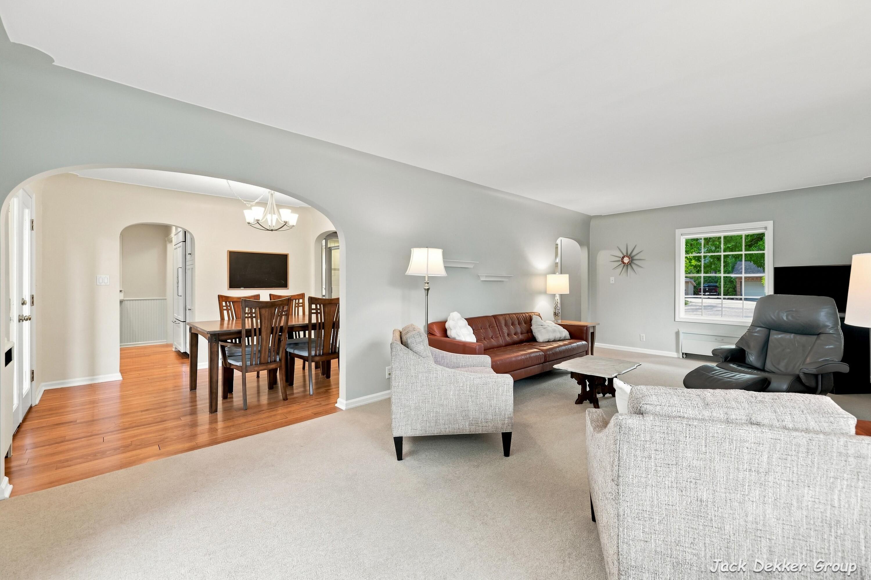 445 W Lawrence Avenue Zeeland MI 49464
