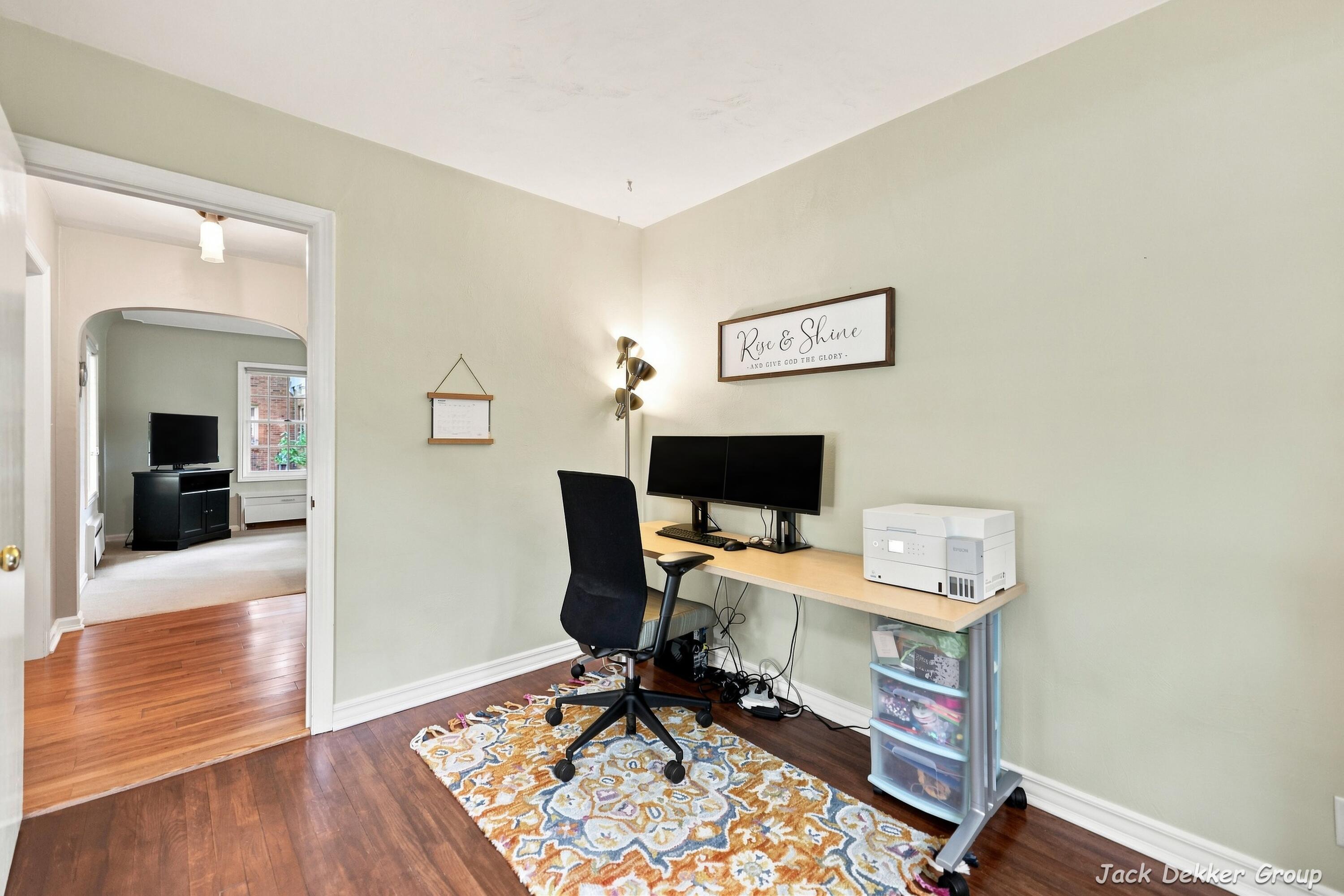 445 W Lawrence Avenue Zeeland MI 49464
