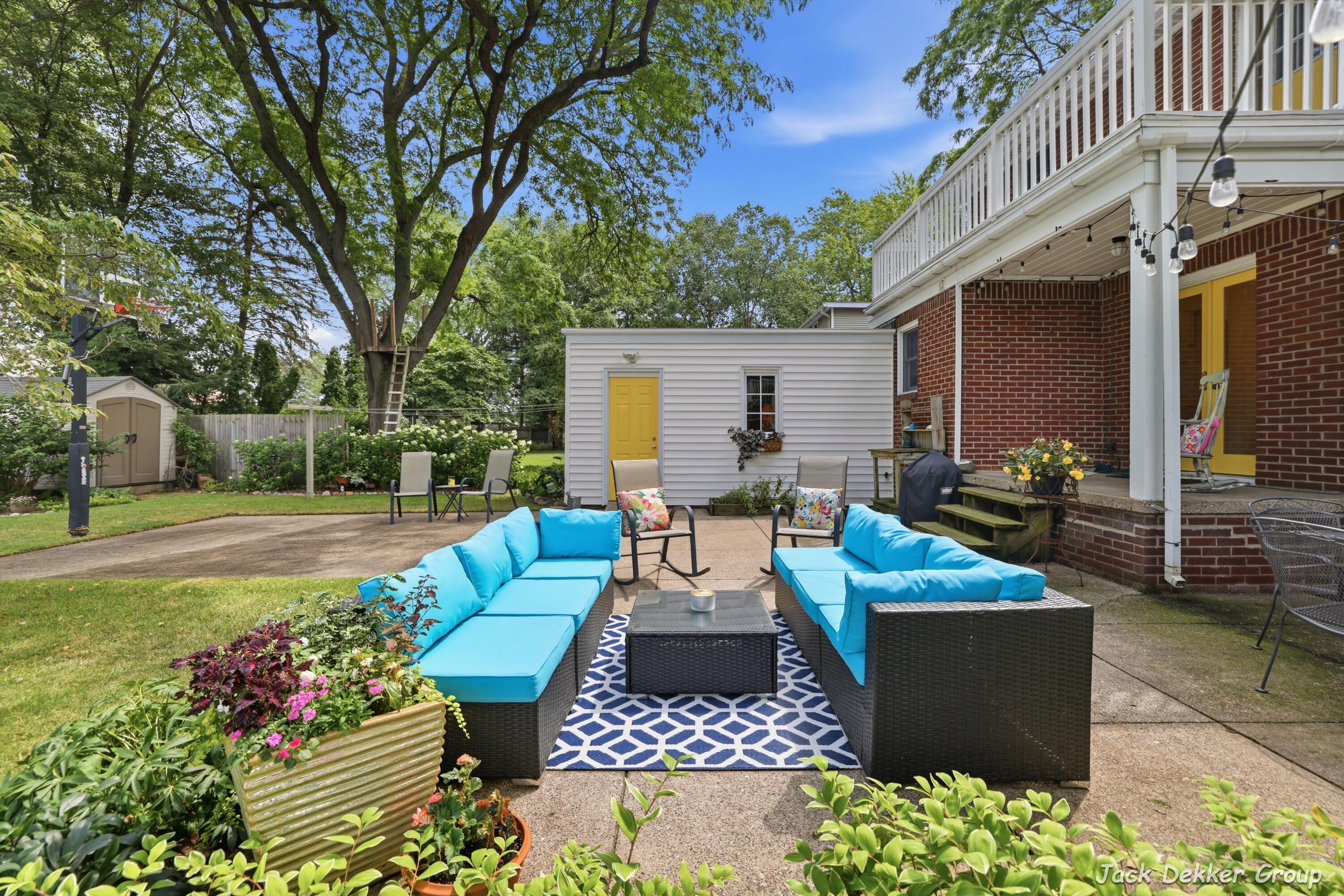445 W Lawrence Avenue Zeeland MI 49464