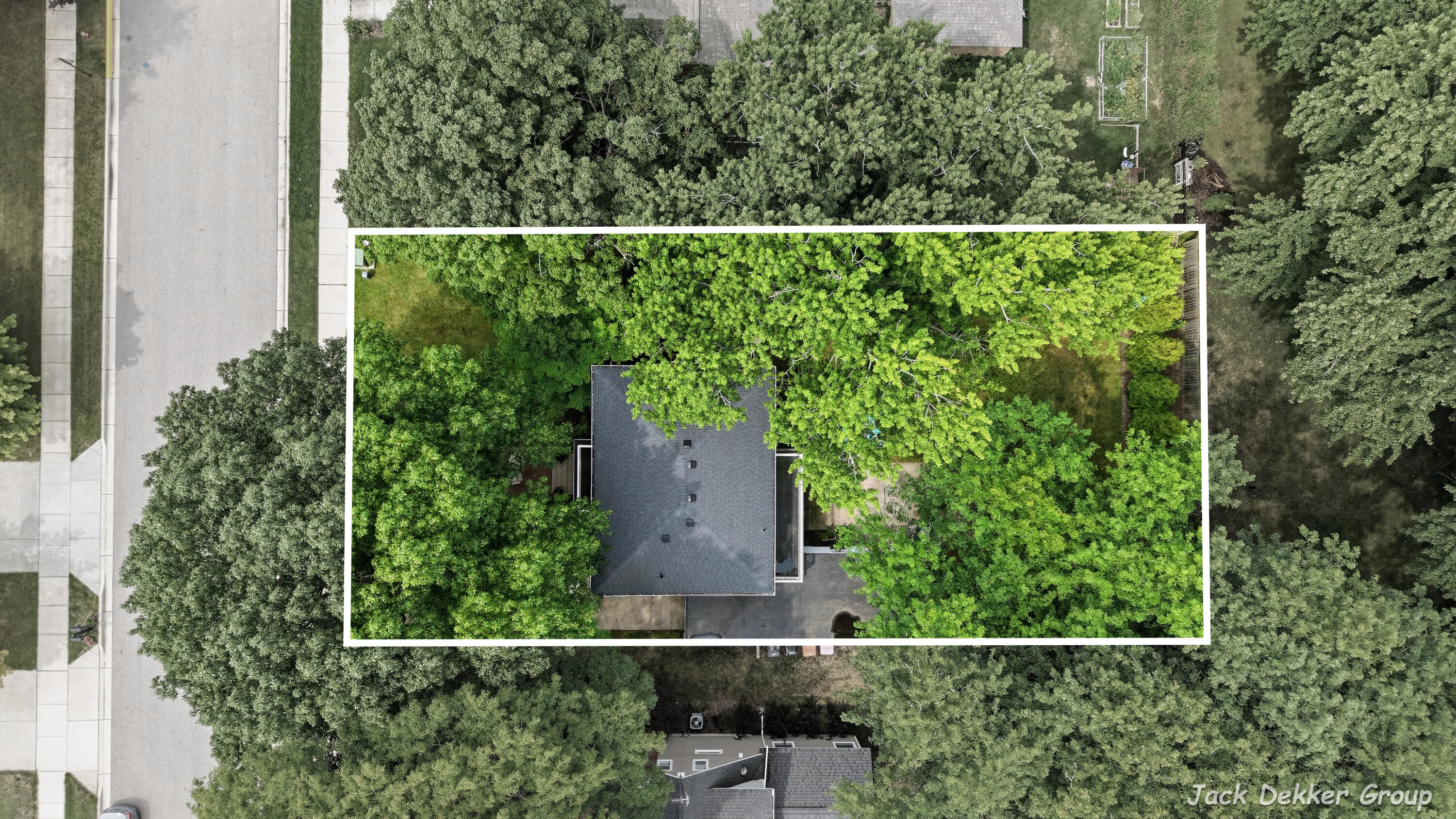 445 W Lawrence Avenue Zeeland MI 49464