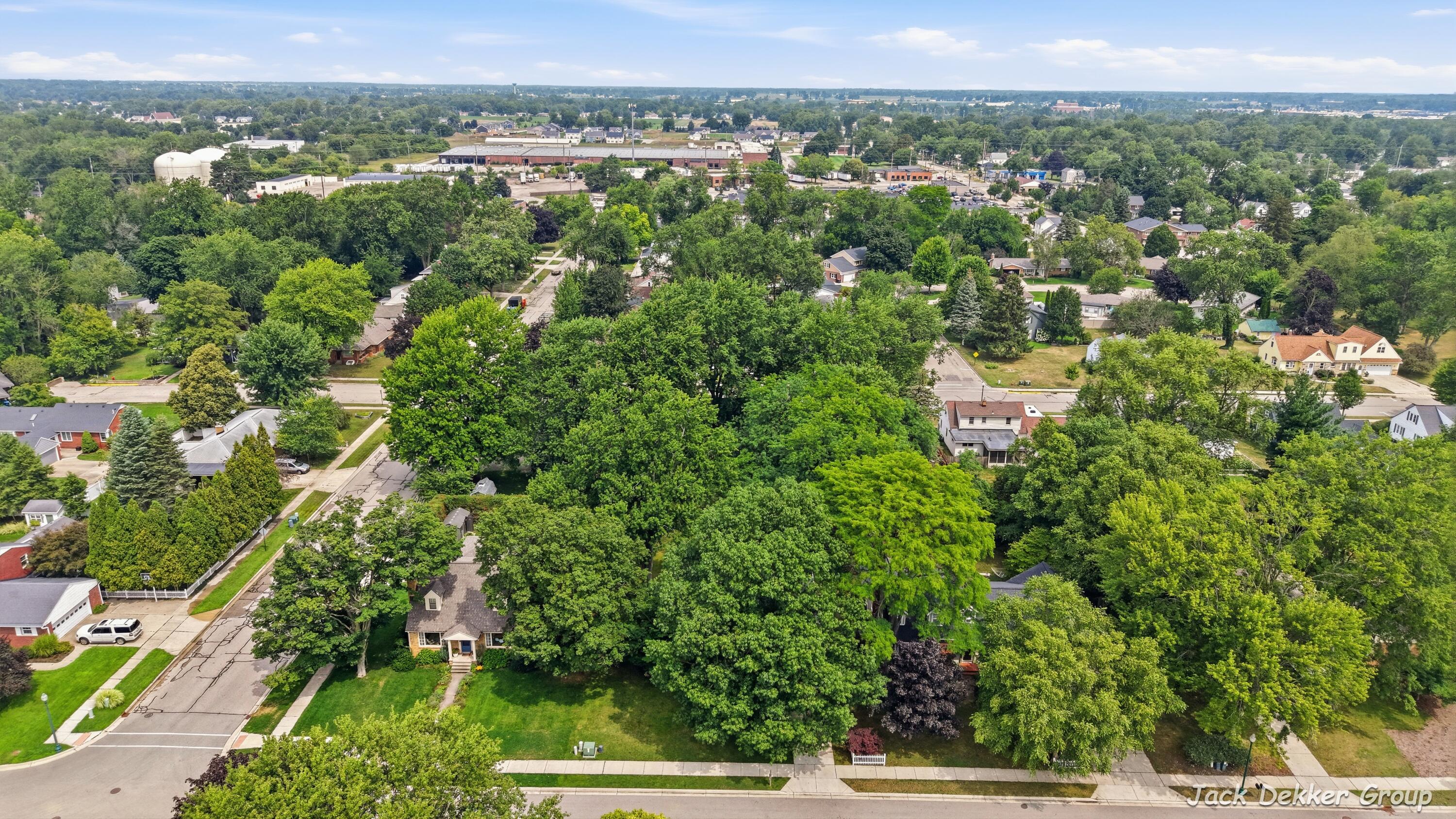 445 W Lawrence Avenue Zeeland MI 49464