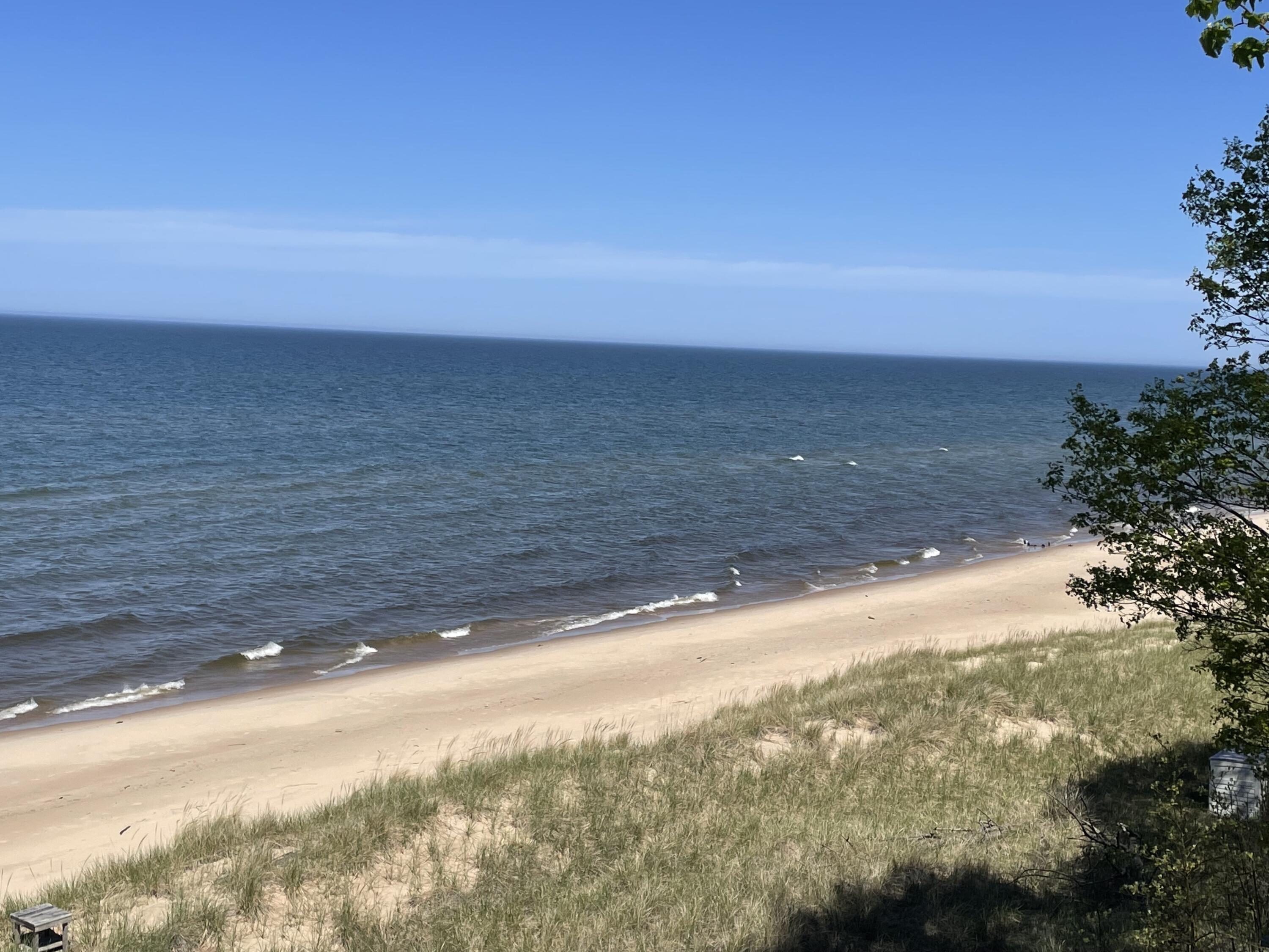 6723 Vandermeulen Holland MI 49423