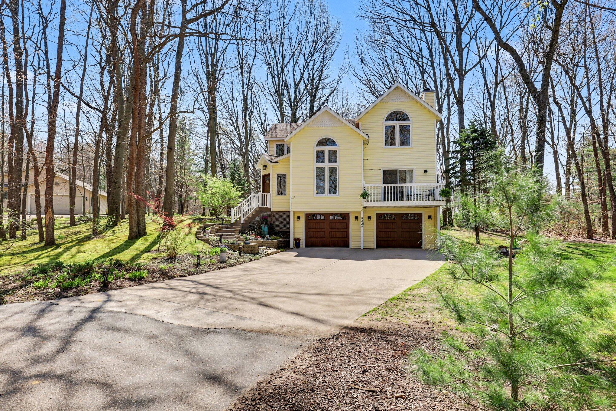 3330 Clearview Lane Saugatuck MI 49453