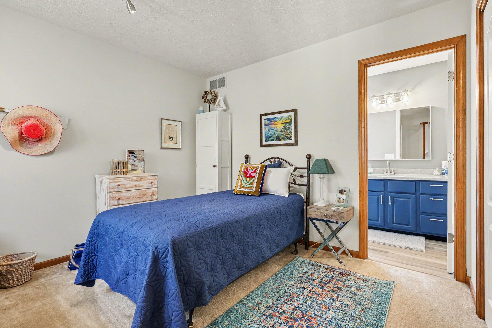 3330 Clearview Lane Saugatuck MI 49453