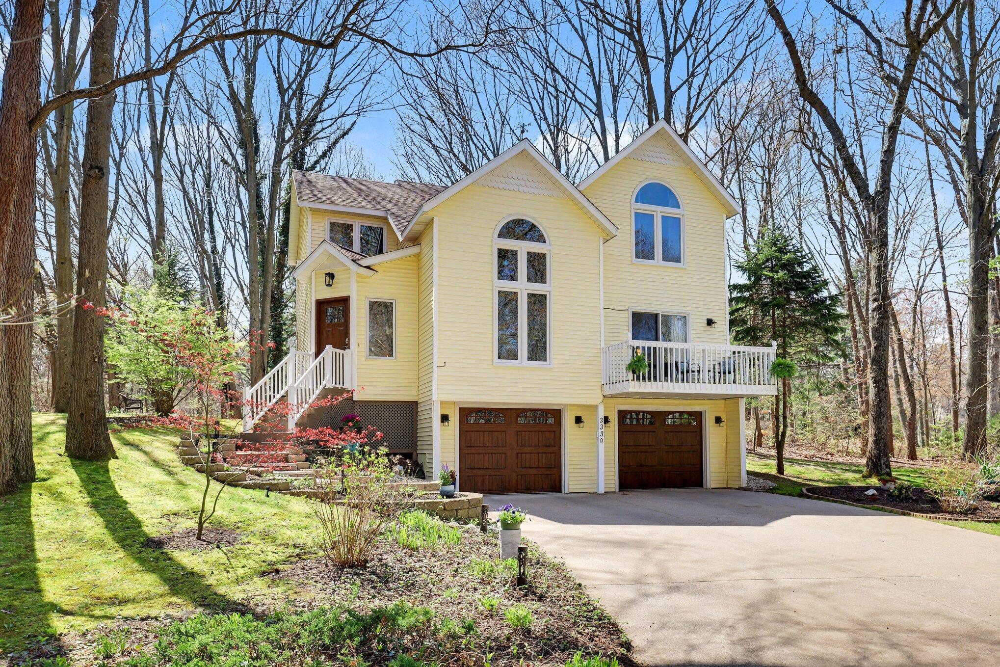 3330 Clearview Lane Saugatuck MI 49453