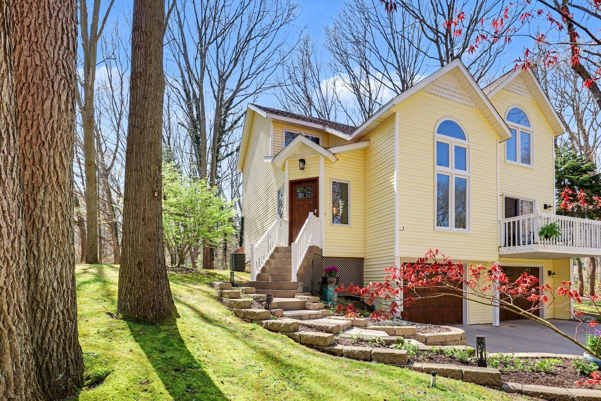 3330 Clearview Lane Saugatuck MI 49453