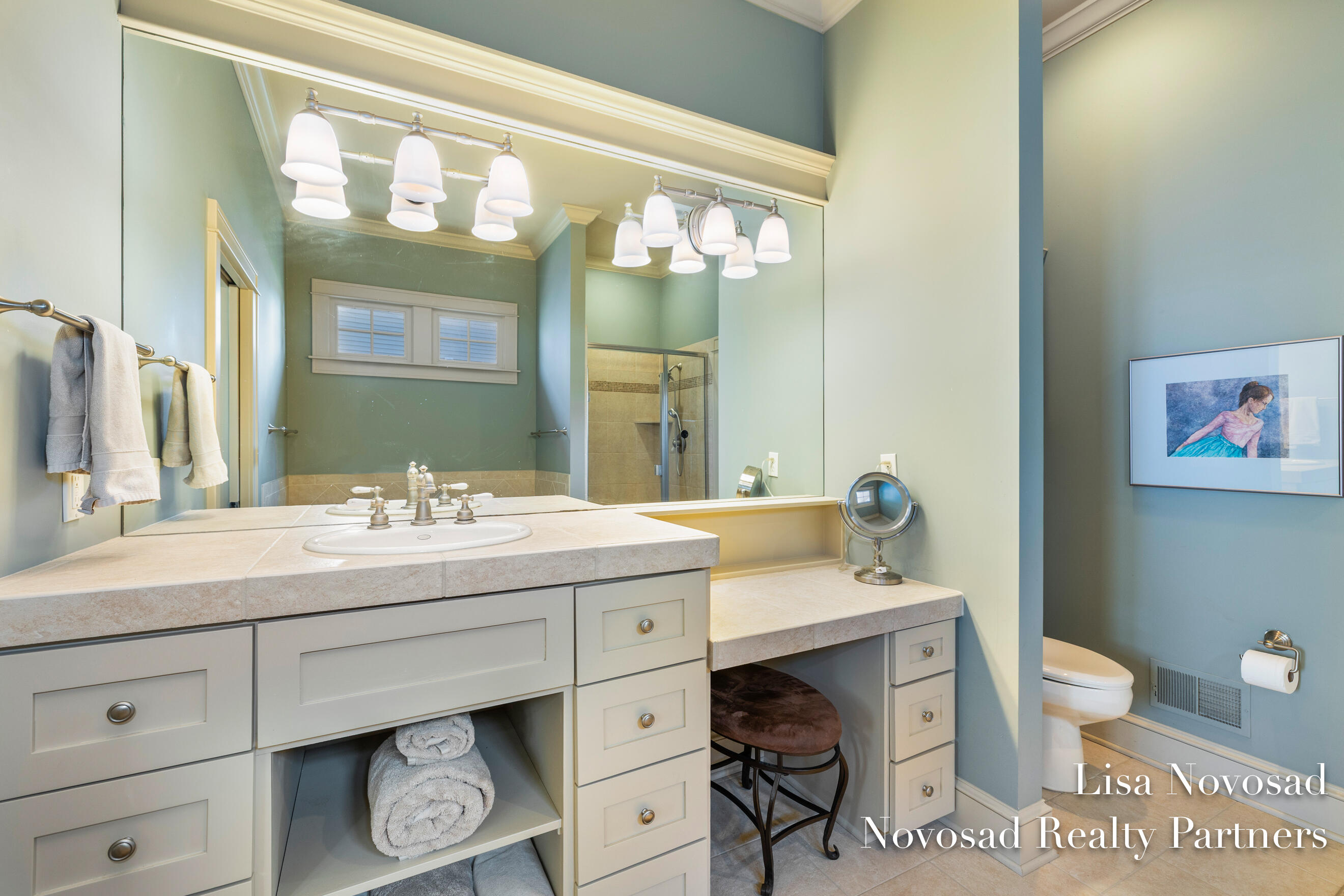 2301 Longmeadow Street NW Grand Rapids MI 49504