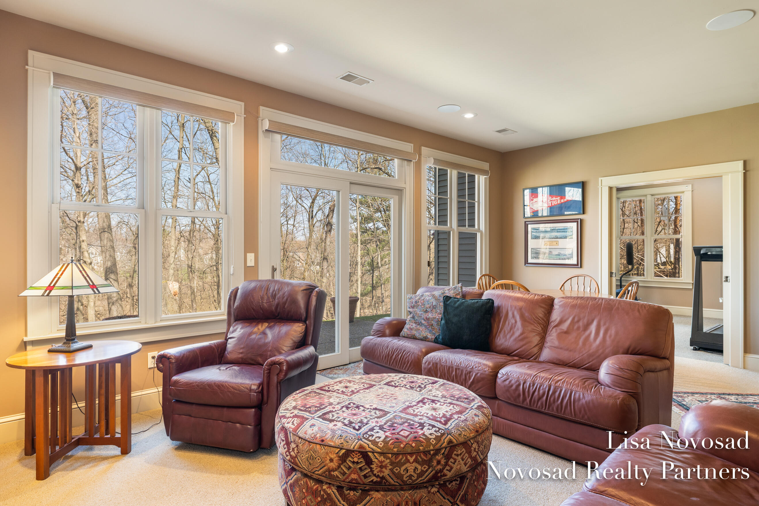 2301 Longmeadow Street NW Grand Rapids MI 49504