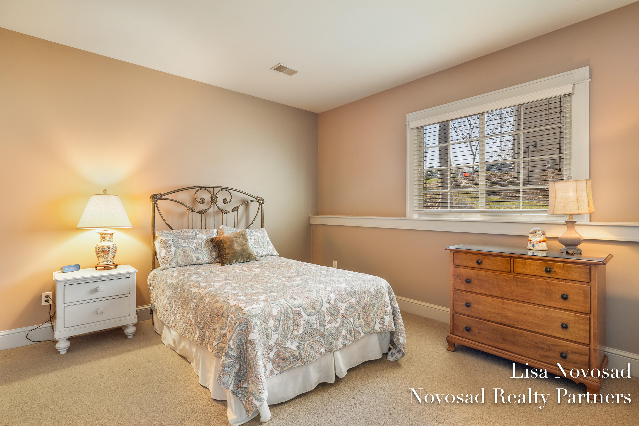 2301 Longmeadow Street NW Grand Rapids MI 49504