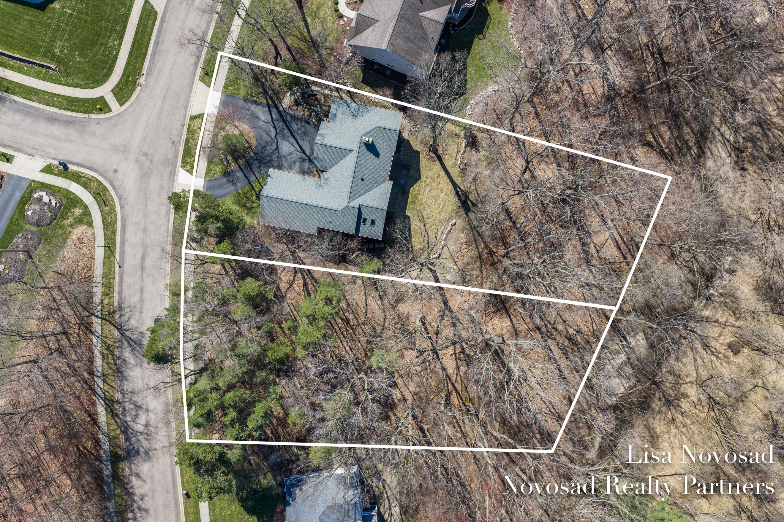 2301 Longmeadow Street NW Grand Rapids MI 49504