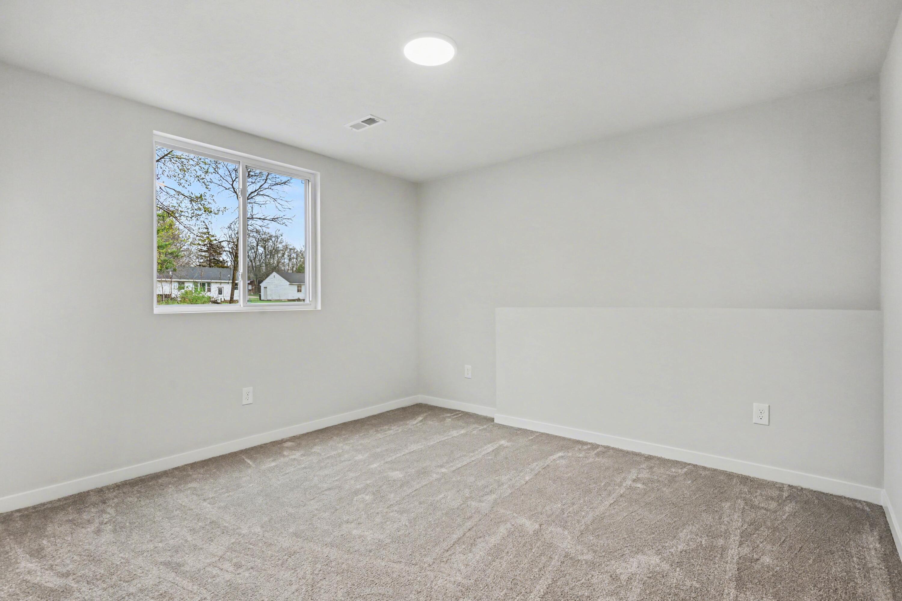 362 N Sherman Street Allegan MI 49010