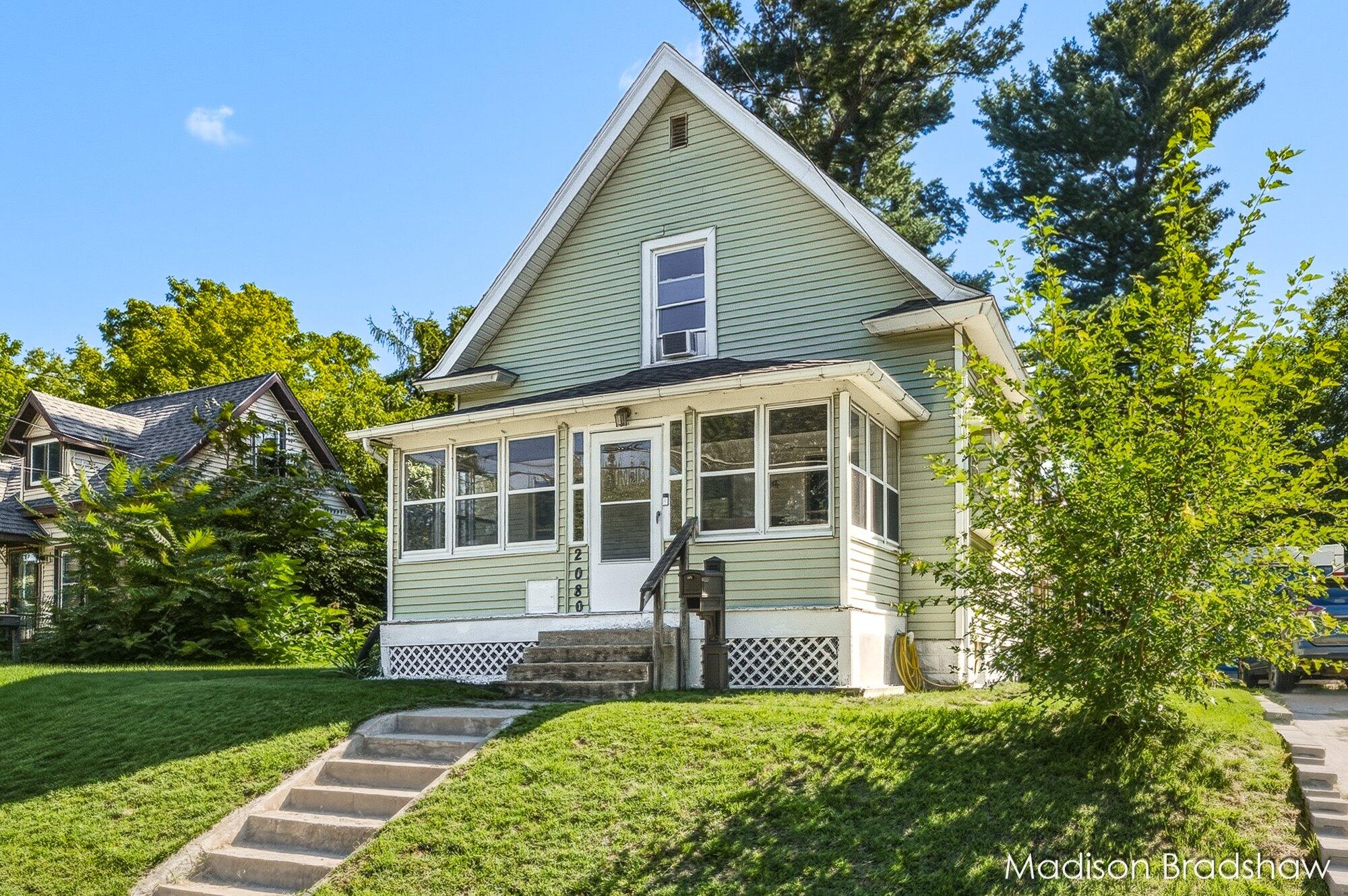 2080 Swensberg Avenue NE Grand Rapids MI 49505